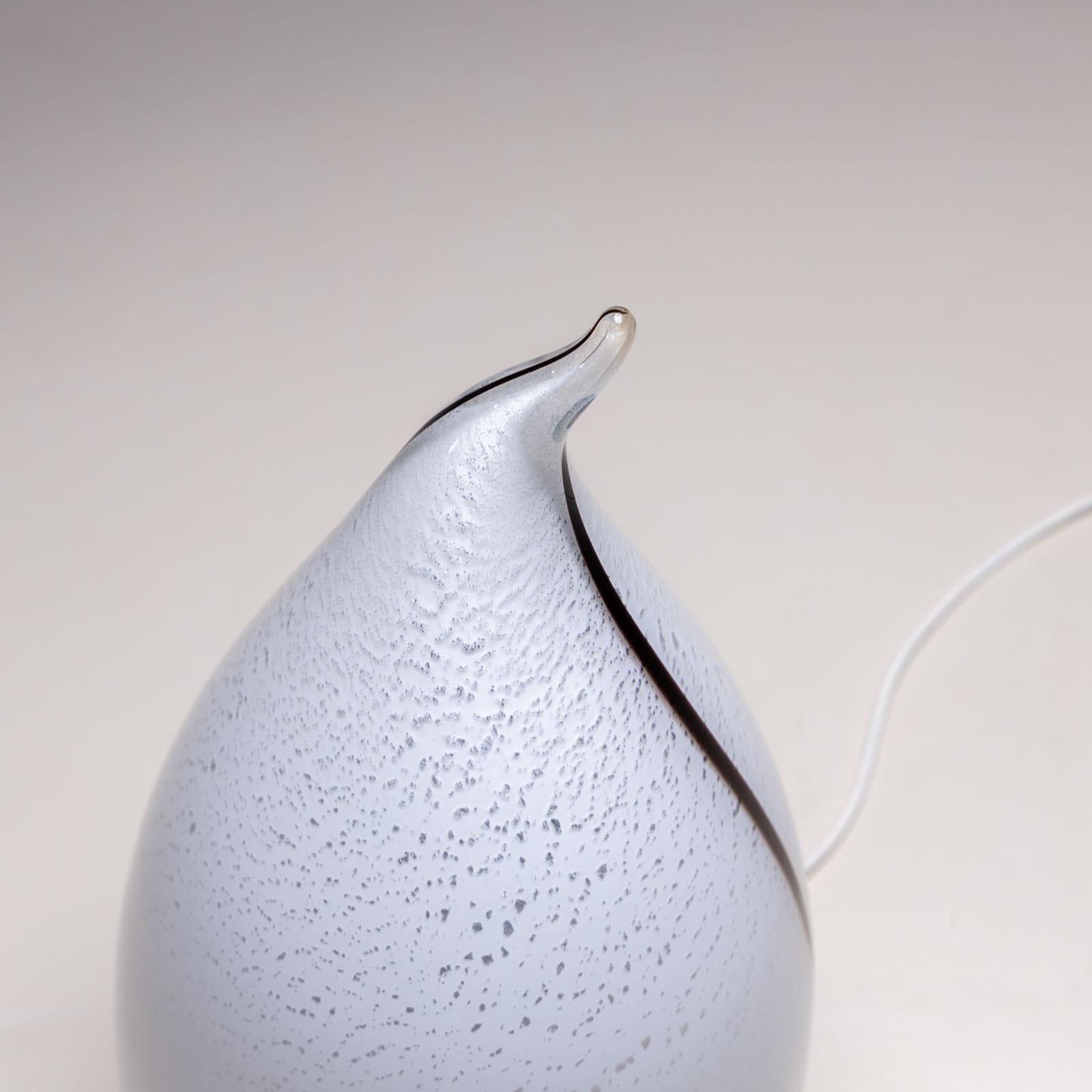 Pequeña lámpara de mesa de Murano, Italia Mediados del siglo XX en Bueno estado para la venta en New York, NY