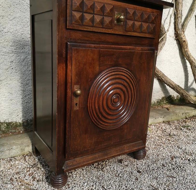 Art Déco piccolo buffet neo regionalista in vendita