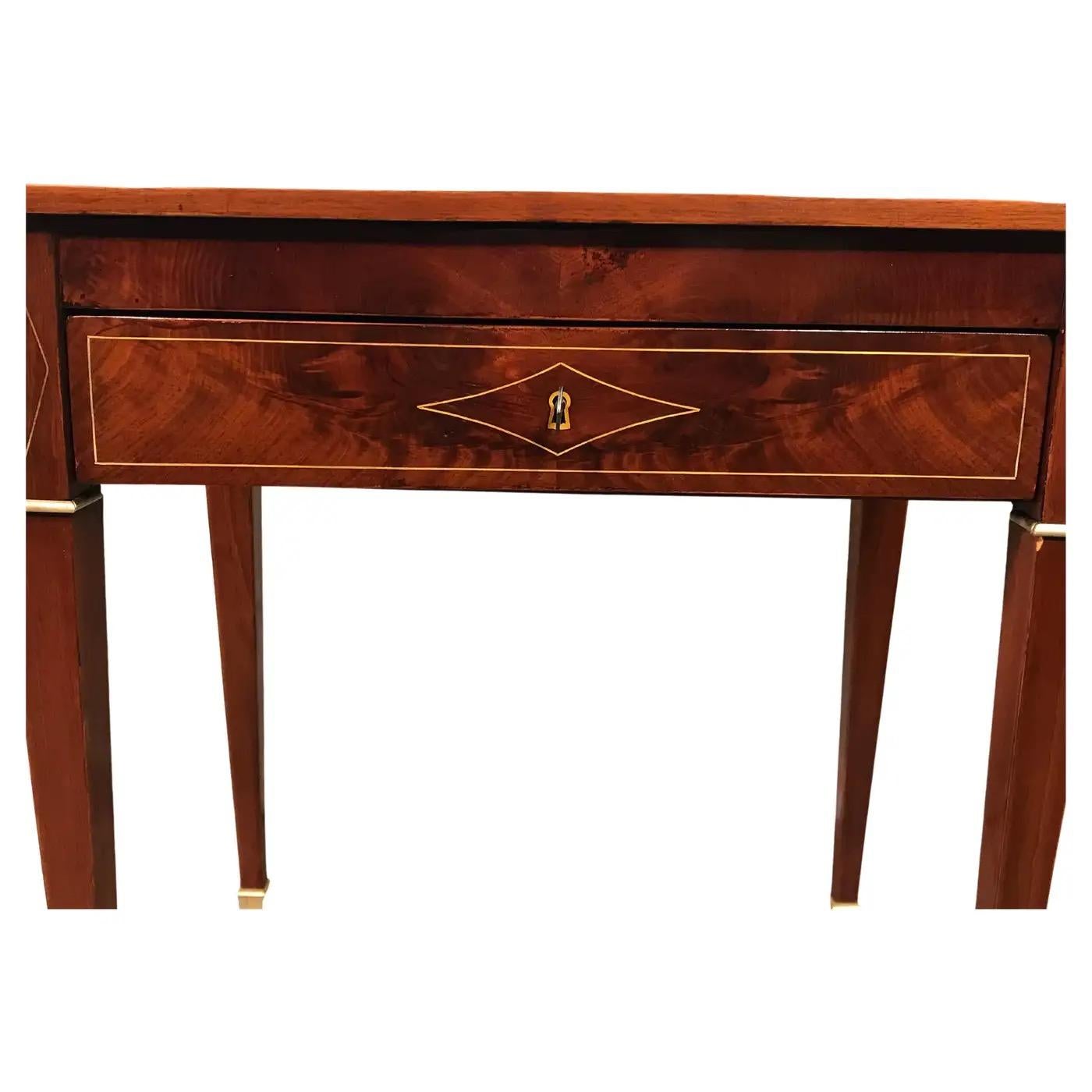 Small Neoclassical Desk, Northern Germany, 1810-20 In Good Condition In Leimen, DE