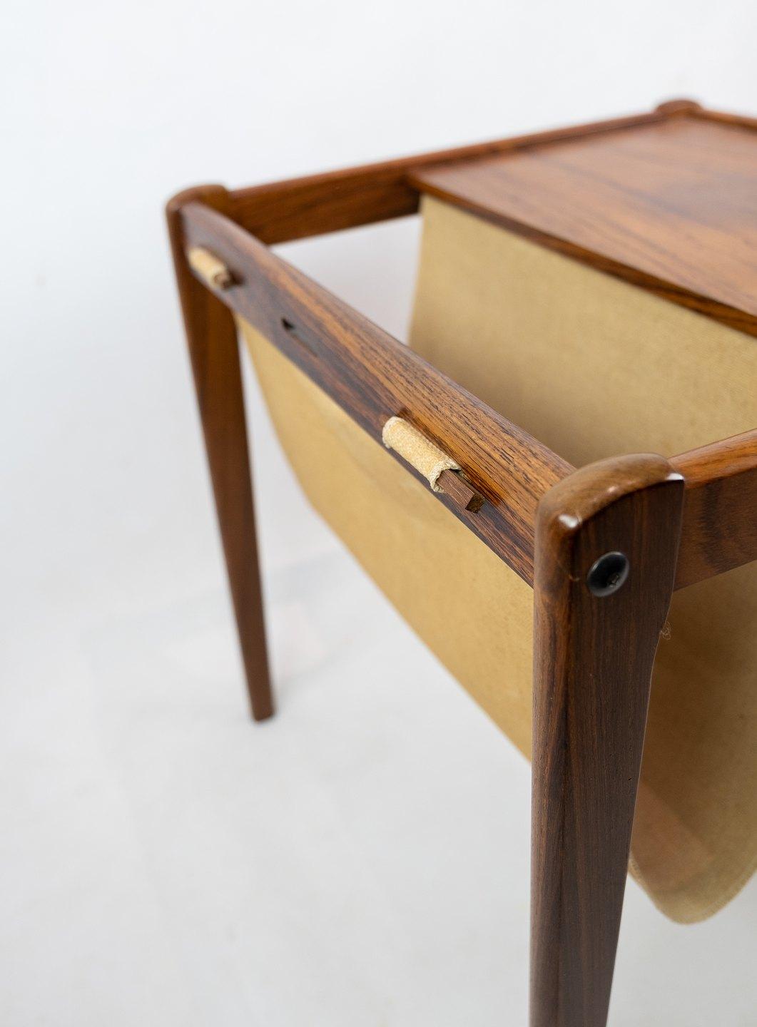 Mid-20th Century Small Newspaper Holder/Lamp Table i Rosewood of Danish Design from the 1960s