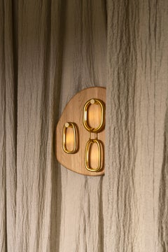 Small Notearrings Oak Wall Lamp by Virginia Arlotto