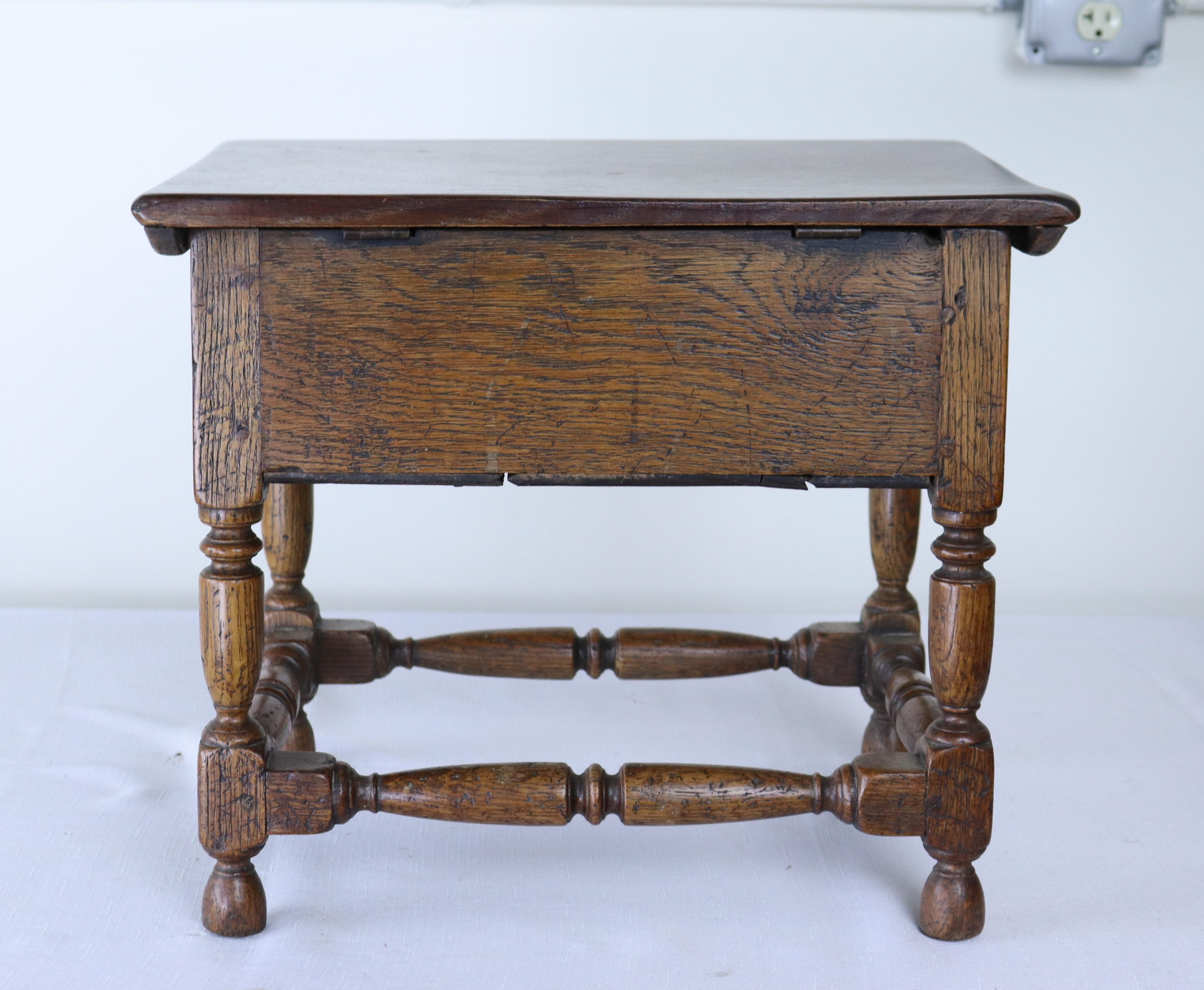 Small Oak Box Table or Stool For Sale 3