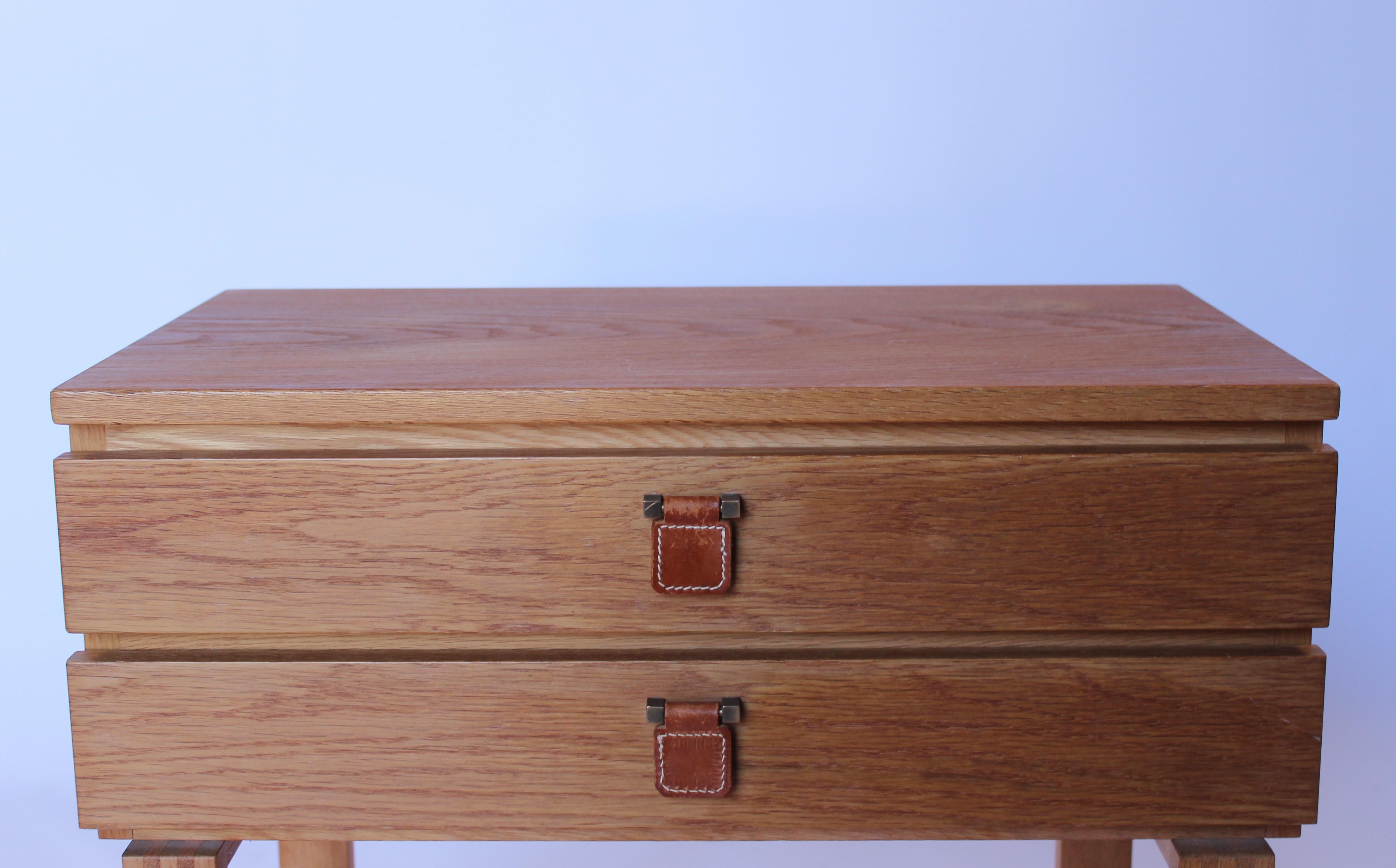 Swedish Small Oak Chest of Drawers with Leather Handles by Fröseke Nybrofabrik, 1960s