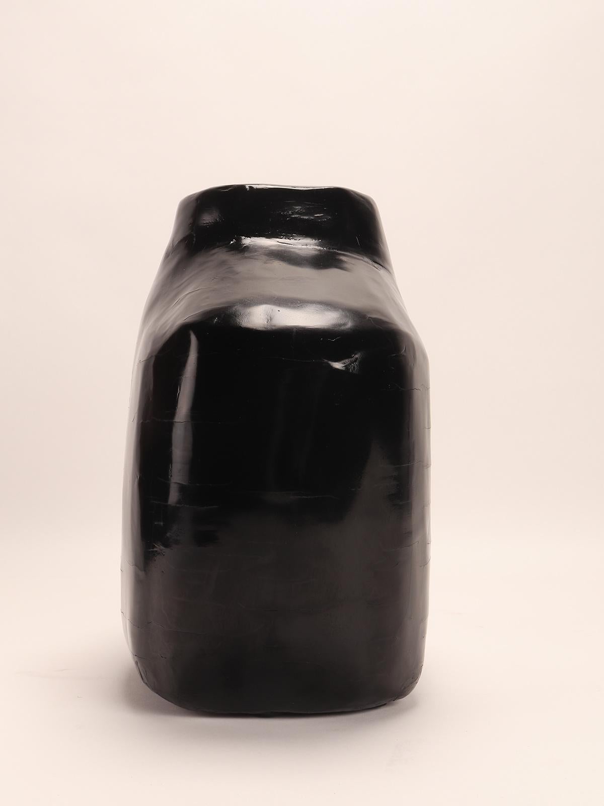 Chinese Small oblong-shaped lacquer vase, Shanxi, China late 19th century. For Sale