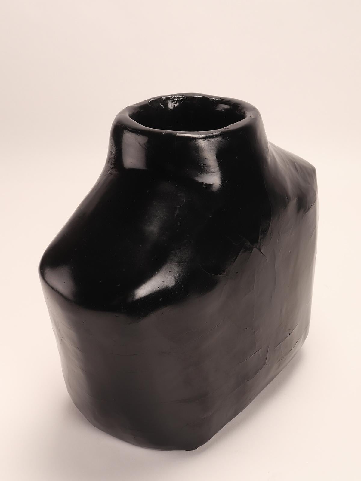 Clay Small oblong-shaped lacquer vase, Shanxi, China late 19th century. For Sale