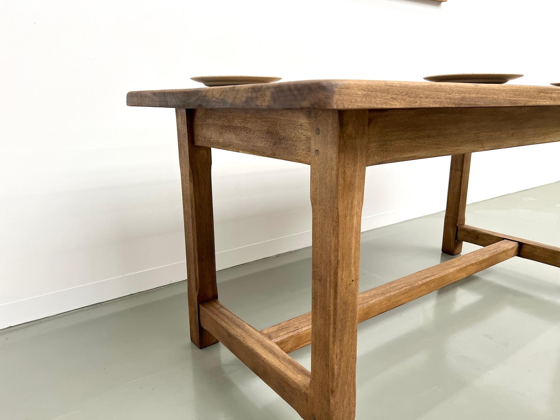 Petite table française ancienne de ferme avec pieds carrés, années 70 en vente 7