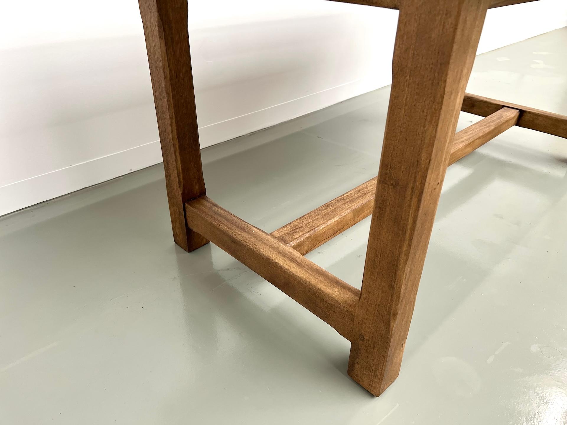 Petite table française ancienne de ferme avec pieds carrés, années 70 en vente 8