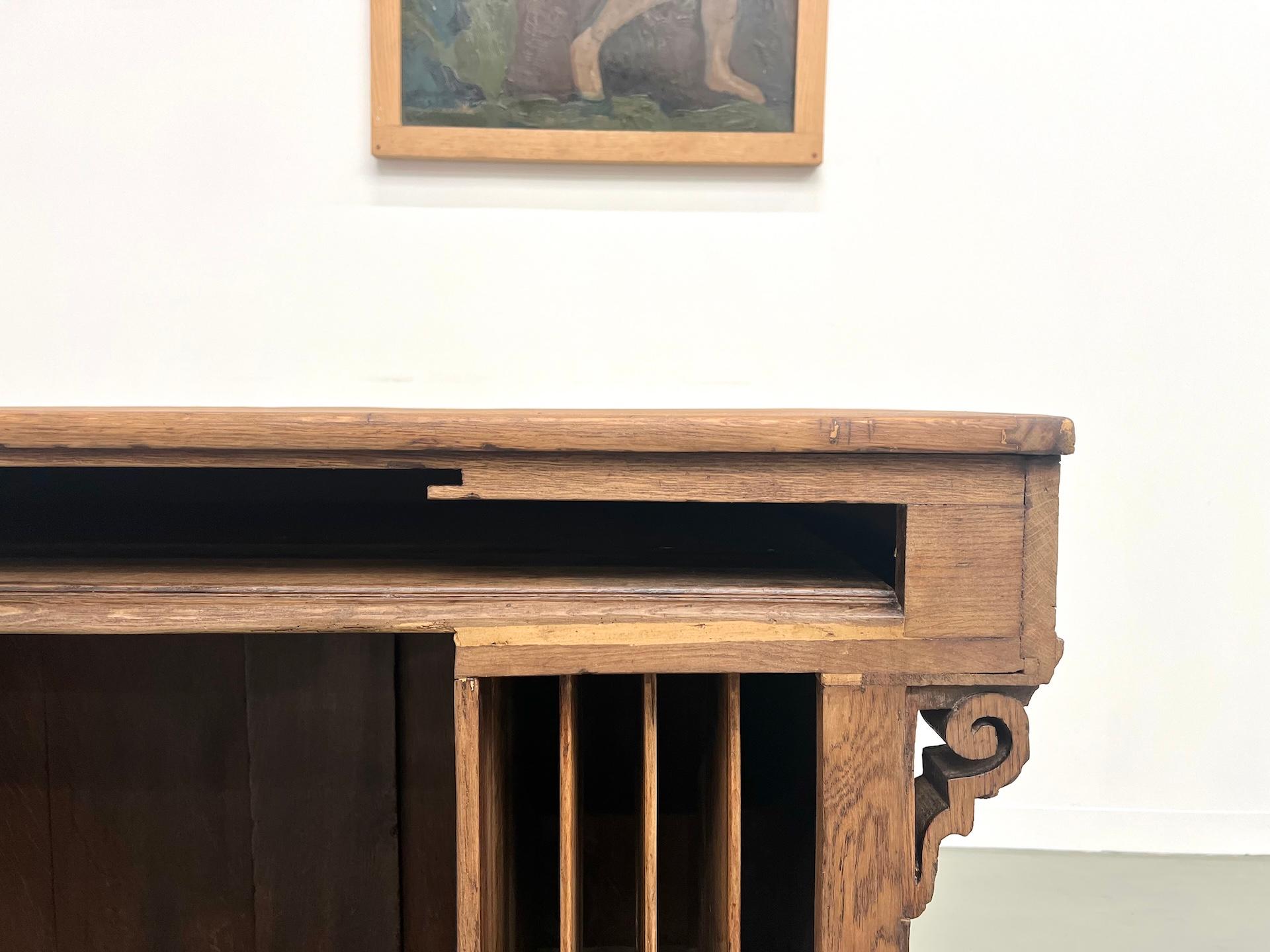 Piccolo banco di commercio in legno di quercia, Francia, 1900 in vendita 3