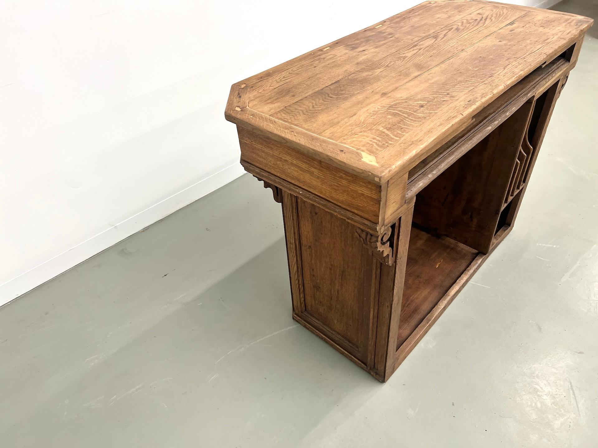 Piccolo banco di commercio in legno di quercia, Francia, 1900 in vendita 11