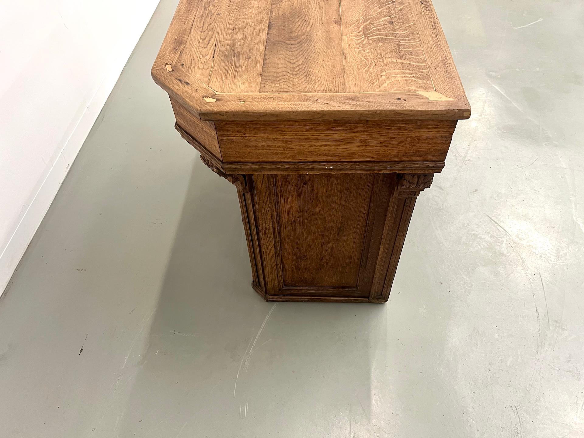 Piccolo banco di commercio in legno di quercia, Francia, 1900 in vendita 13