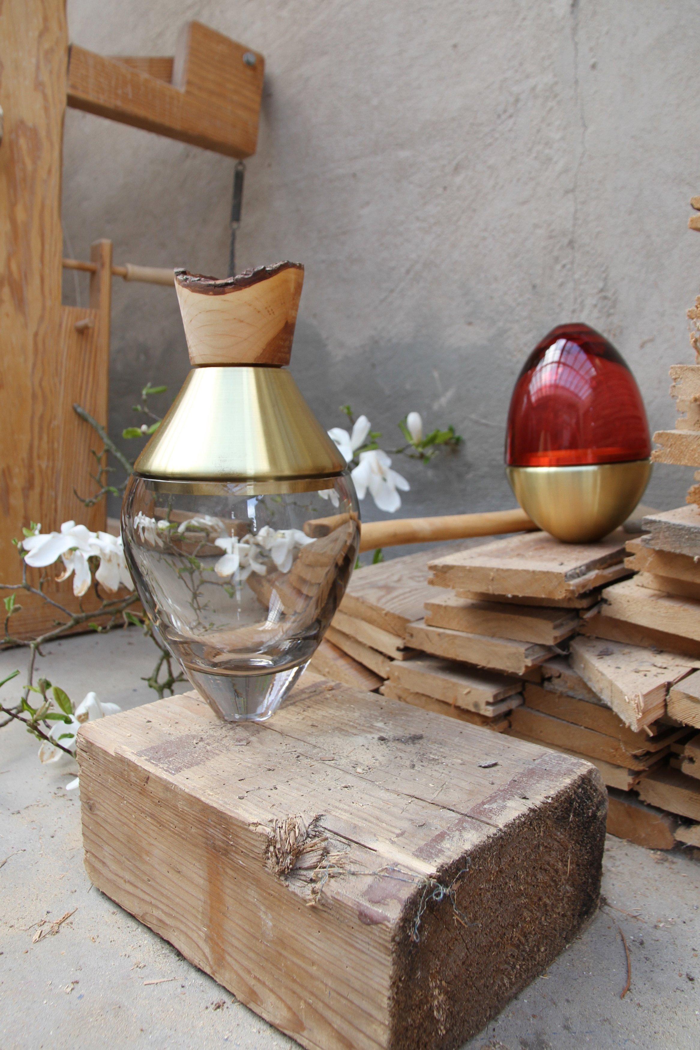 XXIe siècle et contemporain Petit vase d'Inde en patine olive et cuivre I, Pia Wüstenberg en vente