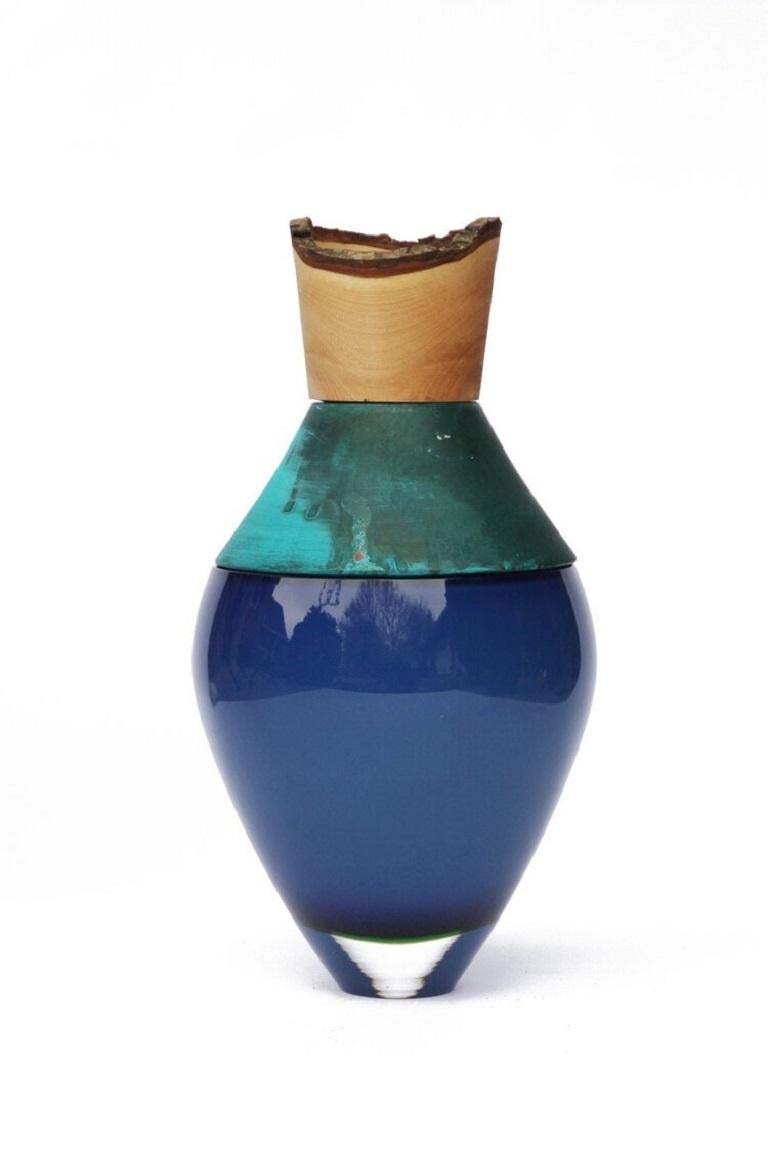 Tornito Piccolo vaso da India in blu opale e ottone patinato i, Pia Wüstenberg in vendita