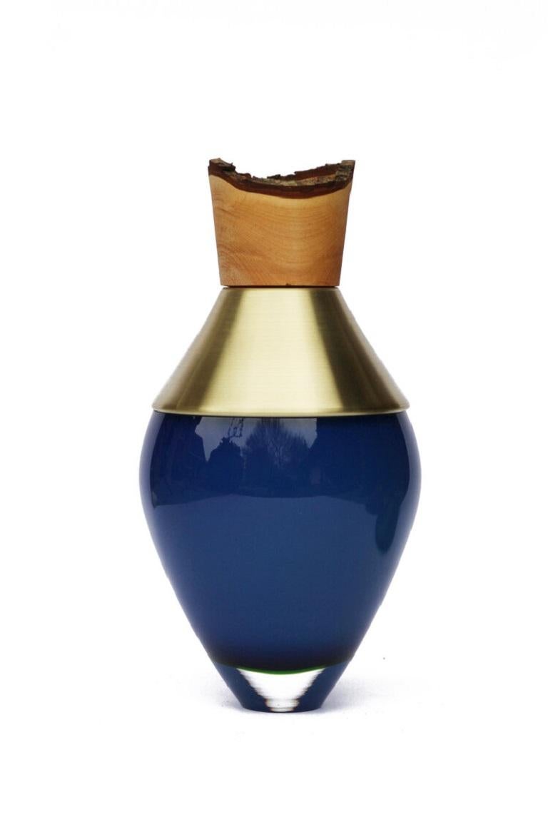 XXIe siècle et contemporain Petit vase d'Inde bleu opale et patine cuivre I, Pia Wüstenberg en vente