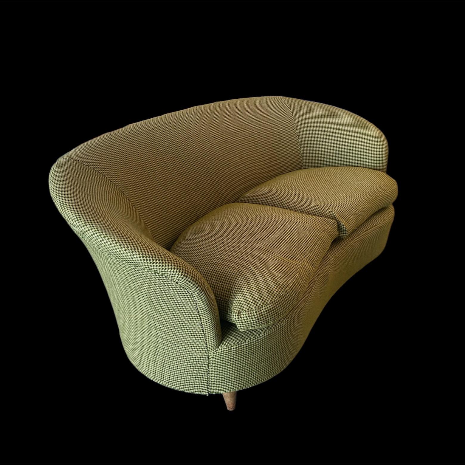 small curved 1950's Italian 2 Seater Sofa attributed to Ico Parisi, green tweed In Good Condition For Sale In London, Fitzrovia