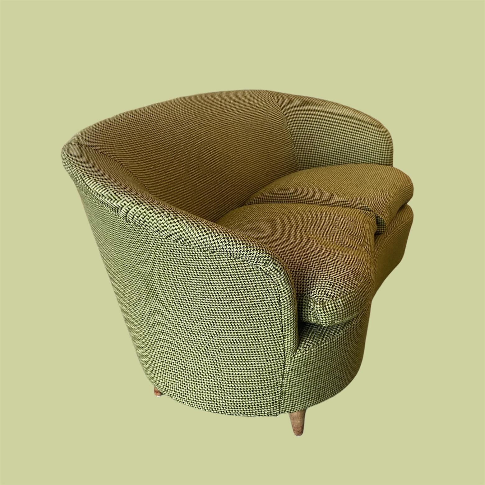 small curved 1950's Italian 2 Seater Sofa attributed to Ico Parisi, green tweed For Sale 2