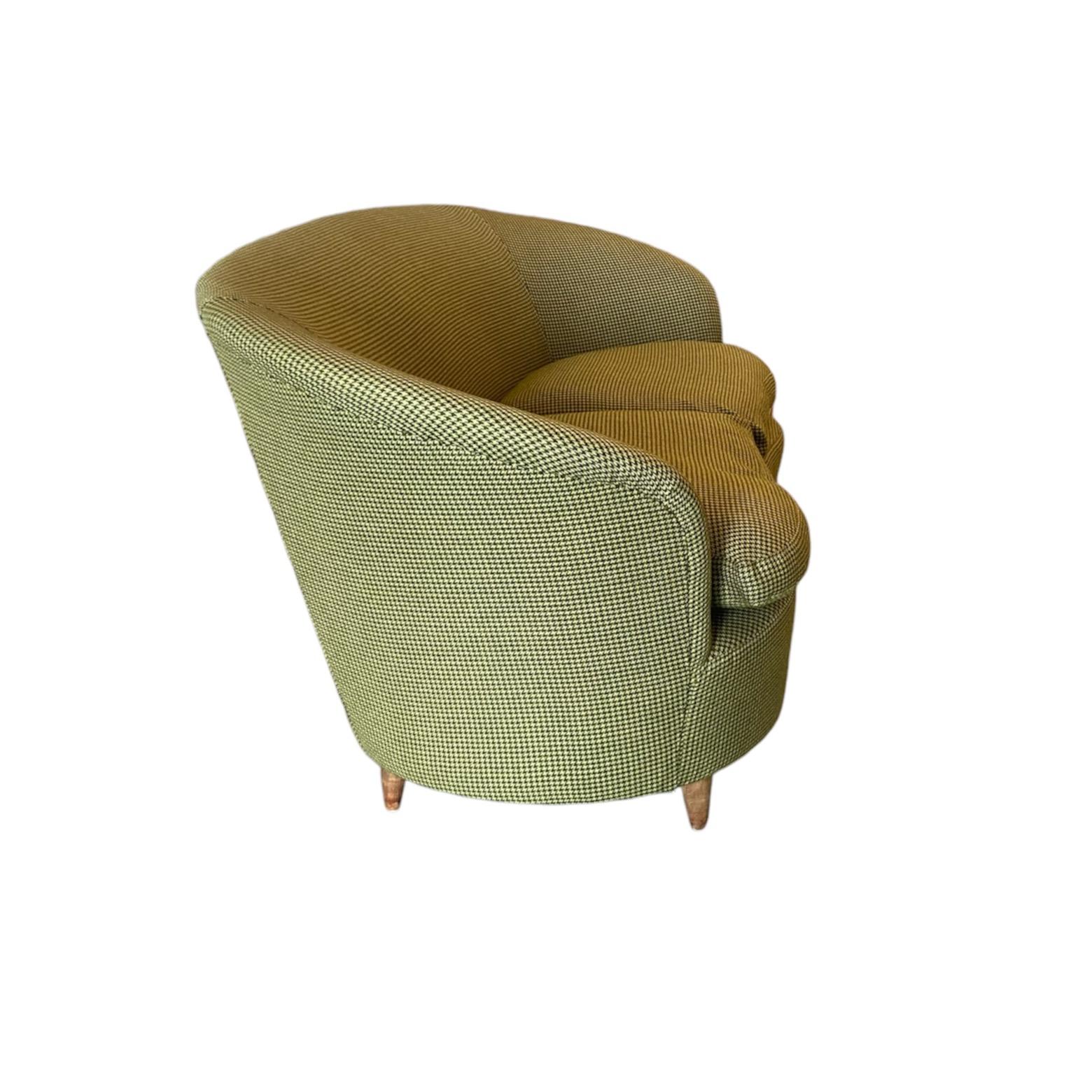small curved 1950's Italian 2 Seater Sofa attributed to Ico Parisi, green tweed For Sale 3