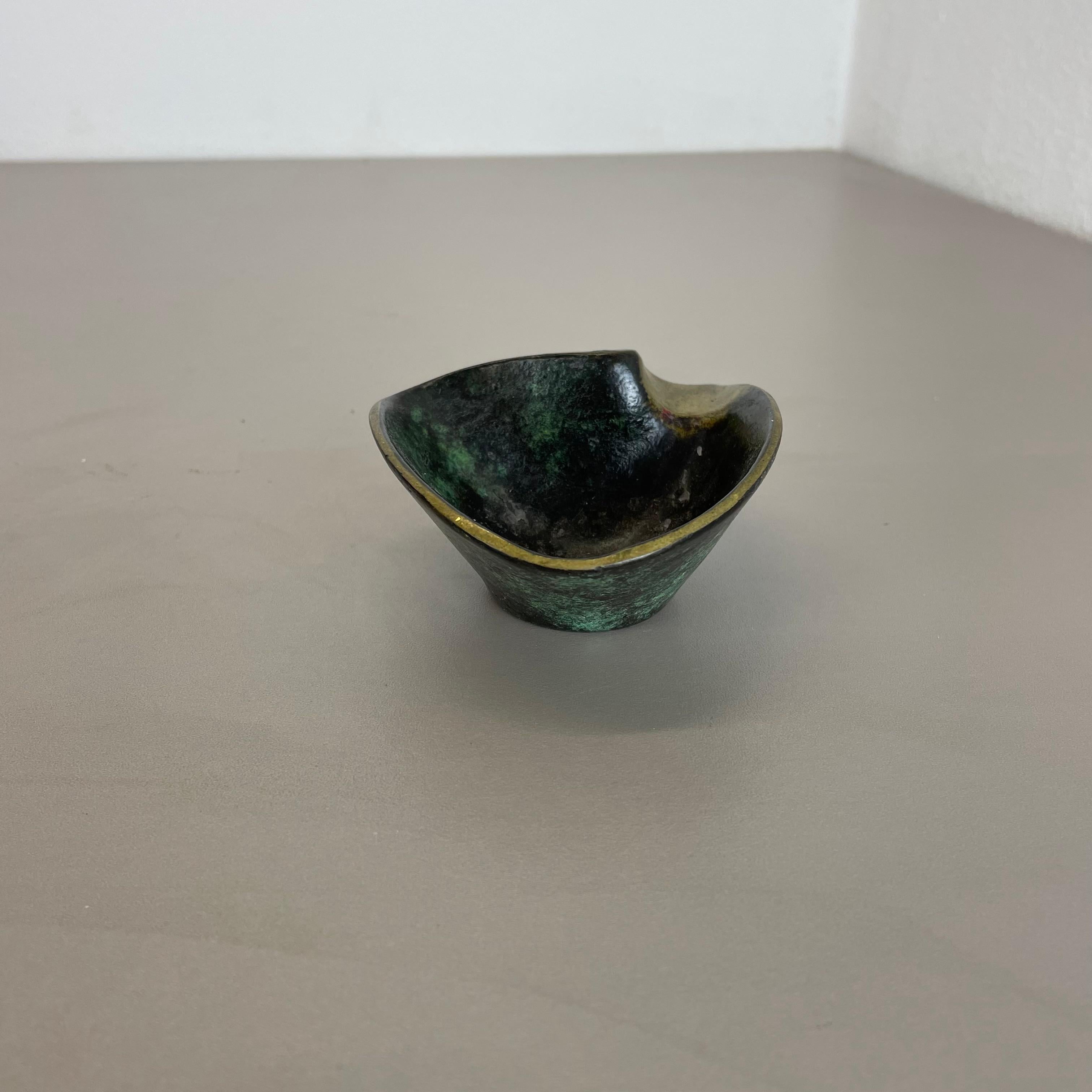 small organic form brass ashtray element by Carl Auböck, Austria, 1950s For Sale 5