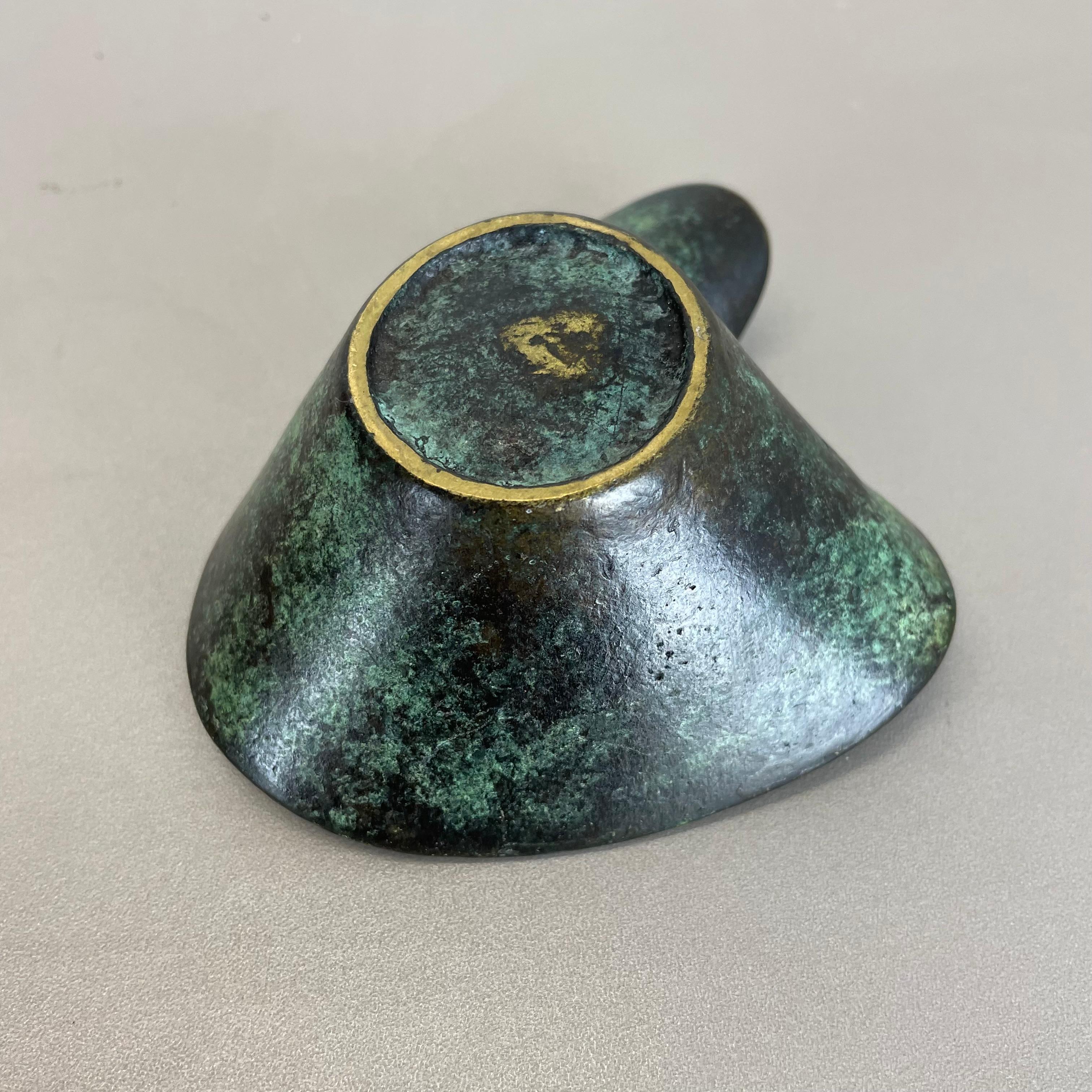 small organic form brass ashtray element by Carl Auböck, Austria, 1950s For Sale 10