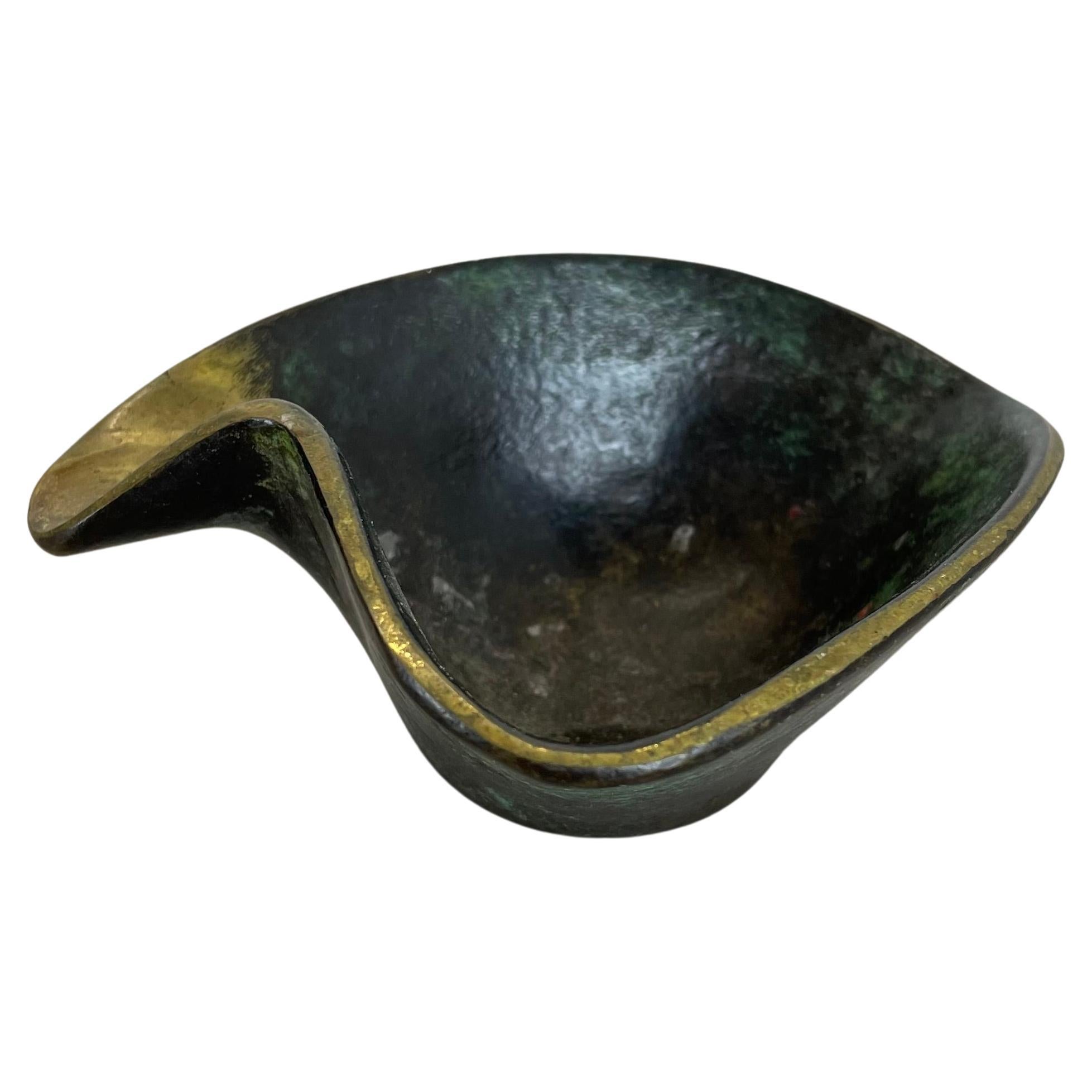 small organic form brass ashtray element by Carl Auböck, Austria, 1950s For Sale
