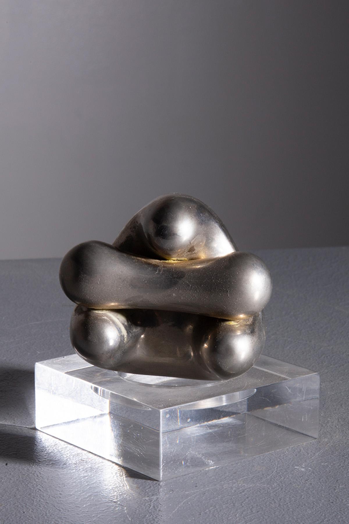 Mid-20th Century Small organic sculpture made of chrome-plated metal For Sale