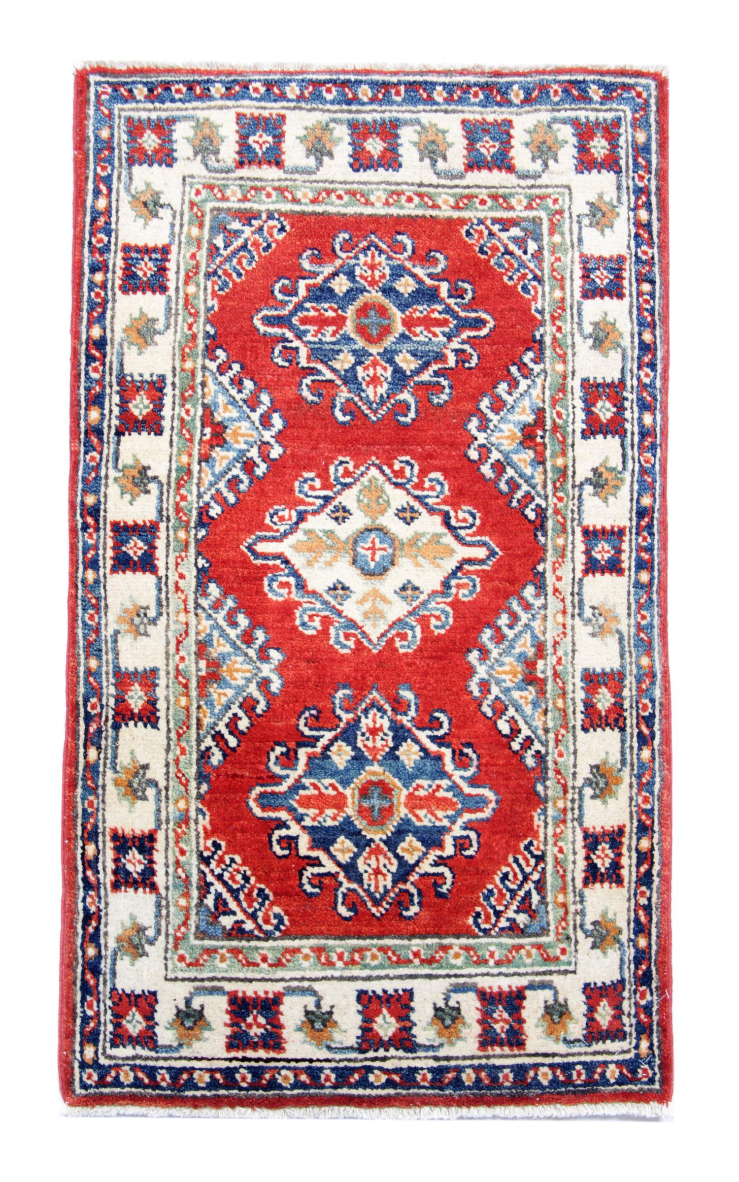 These tiny new traditional handmade rugs feature designs from the Kazak region. A conventional tribal rug is famous in the part of Kazak Area. Afghan weavers have made this handwoven rug of top-quality wool and cotton. This carpet rug features