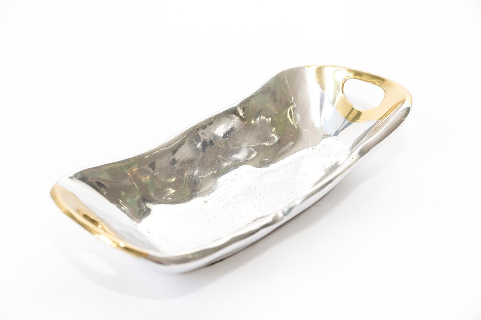 Ovale Schale A021, dekoratives Mittelstück aus Silber und goldfarbenem Gussmetall, Oval im Angebot 1
