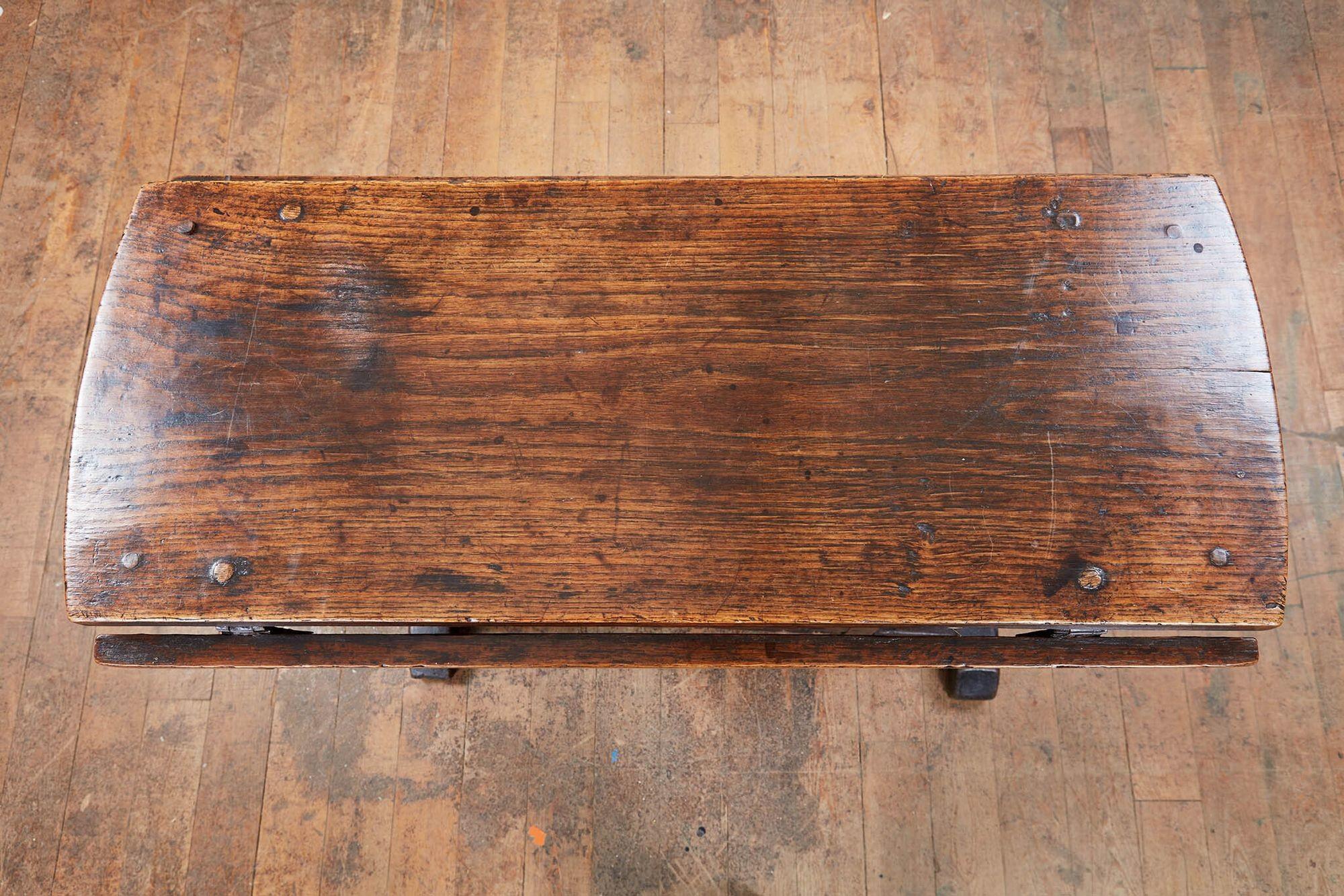Oak Small Oval Gateleg Table For Sale