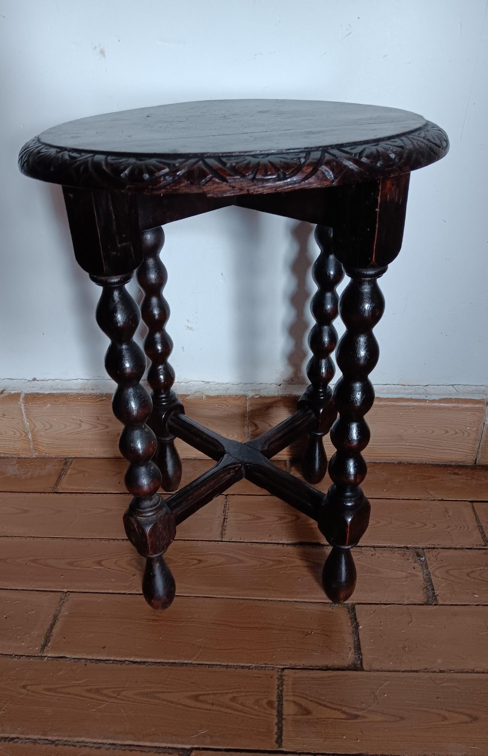 Table  Small Spanish Renaissance Brown Oat Bobbin Turned Legs 19th Century 3