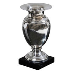 Kleine eiförmige Vase aus Metall und Marmor, 1950er Jahre