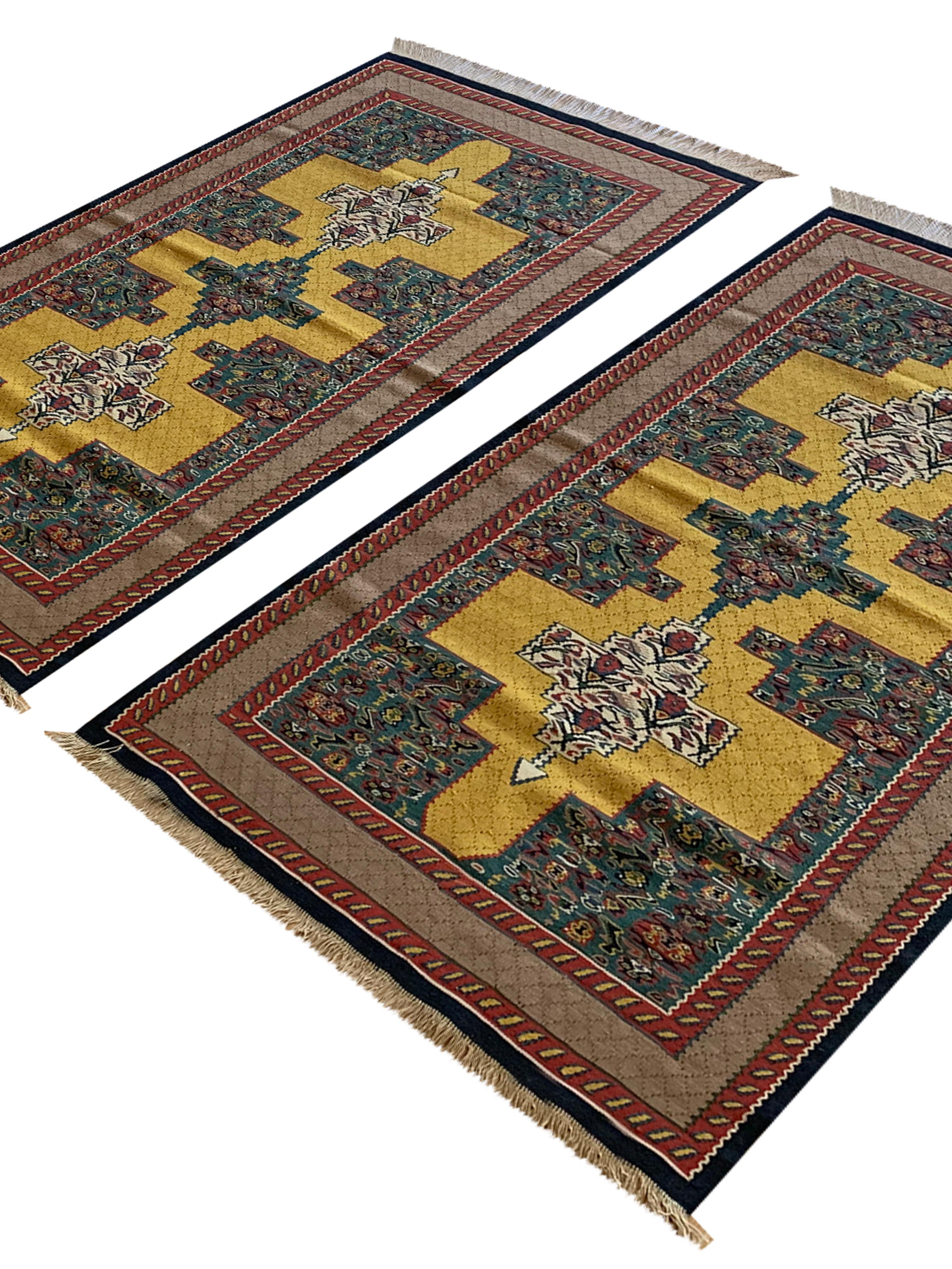 Small Pair Geometric Carpet Silk Kilims Handmade Flat Yellow Kilim Rugs In New Condition For Sale In Hampshire, GB
