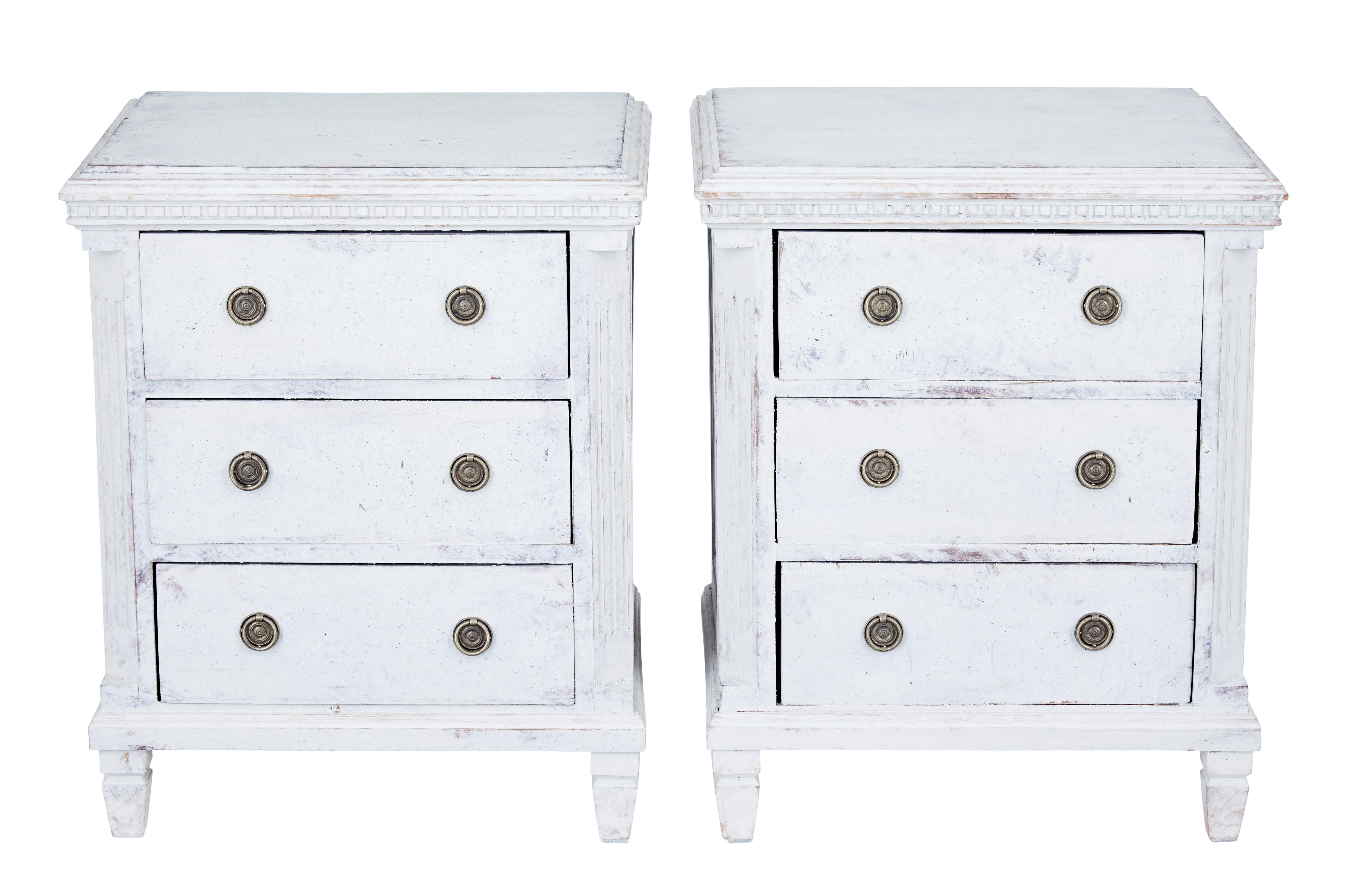 Swedish Small Pair of 19th Century Painted Commodes For Sale