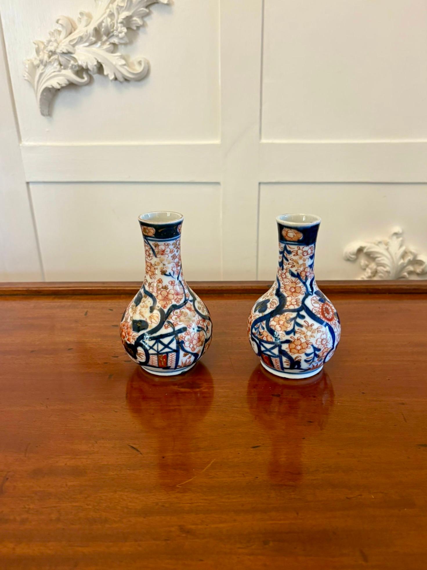 Small Pair of Antique Edwardian Quality Japanese Imari Vases For Sale 3