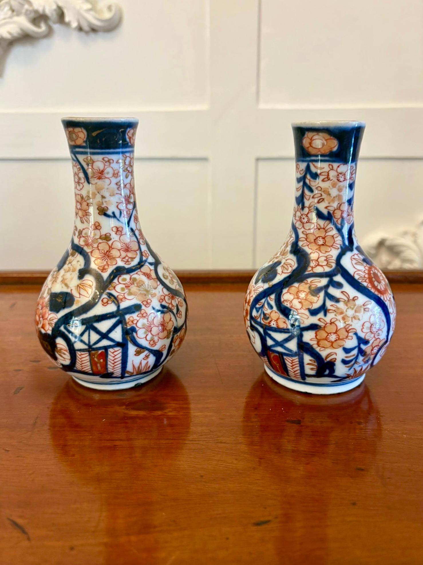 Small Pair of Antique Edwardian Quality Japanese Imari Vases For Sale 4