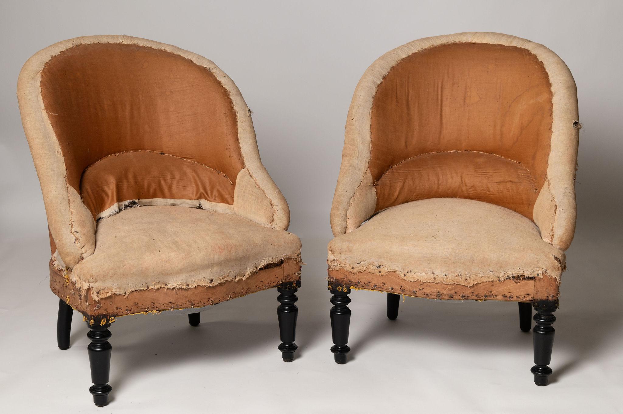 Small pair of antique French chairs, for upholstery, fireside, occasional chairs In Good Condition In Maidstone, GB
