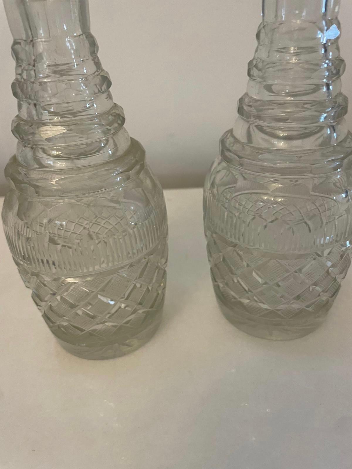 Small Pair of Antique George III Quality Cut Glass Decanters In Good Condition For Sale In Suffolk, GB