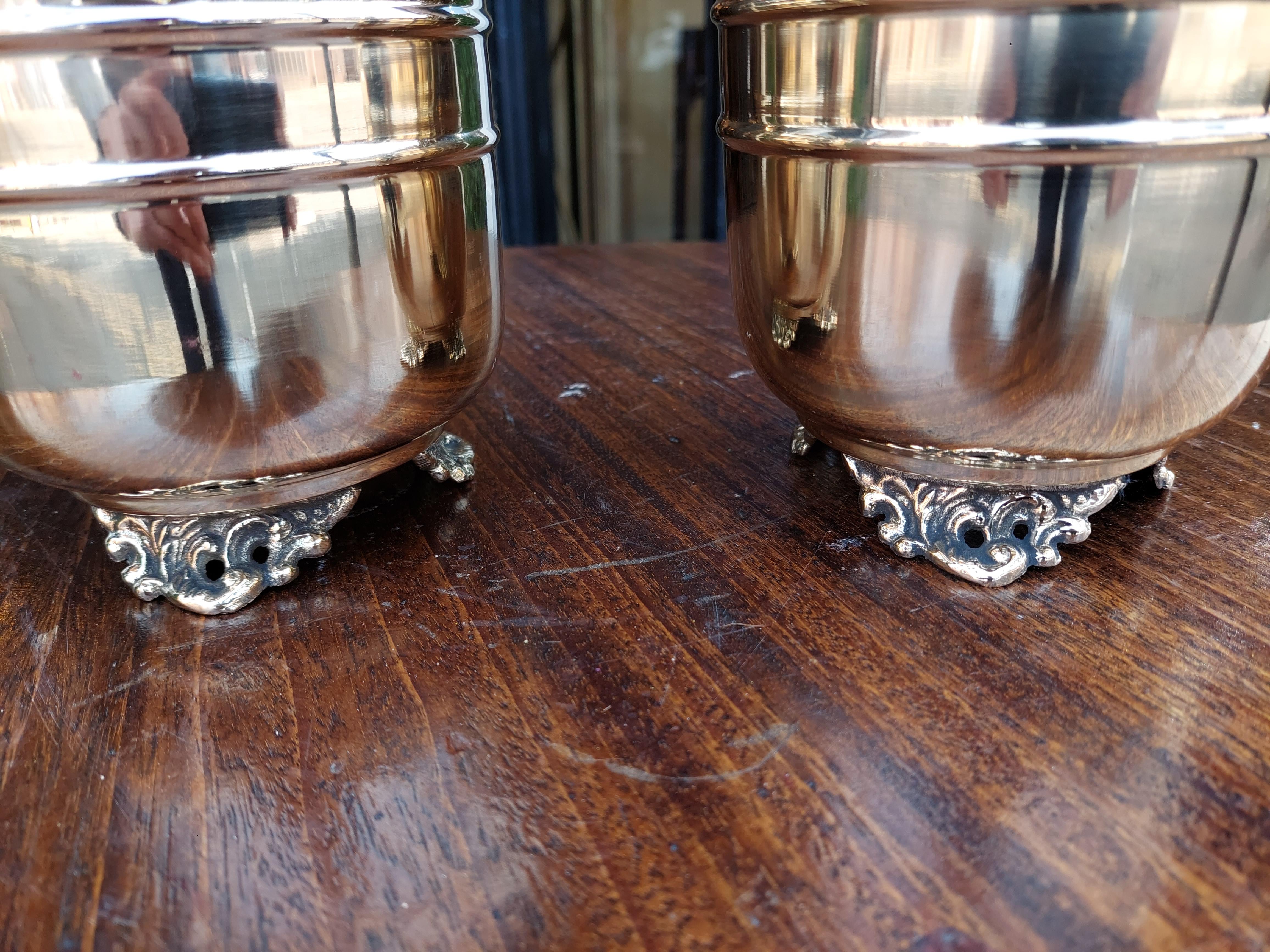 Small Pair of Art Nouveau Brass Planters For Sale 4