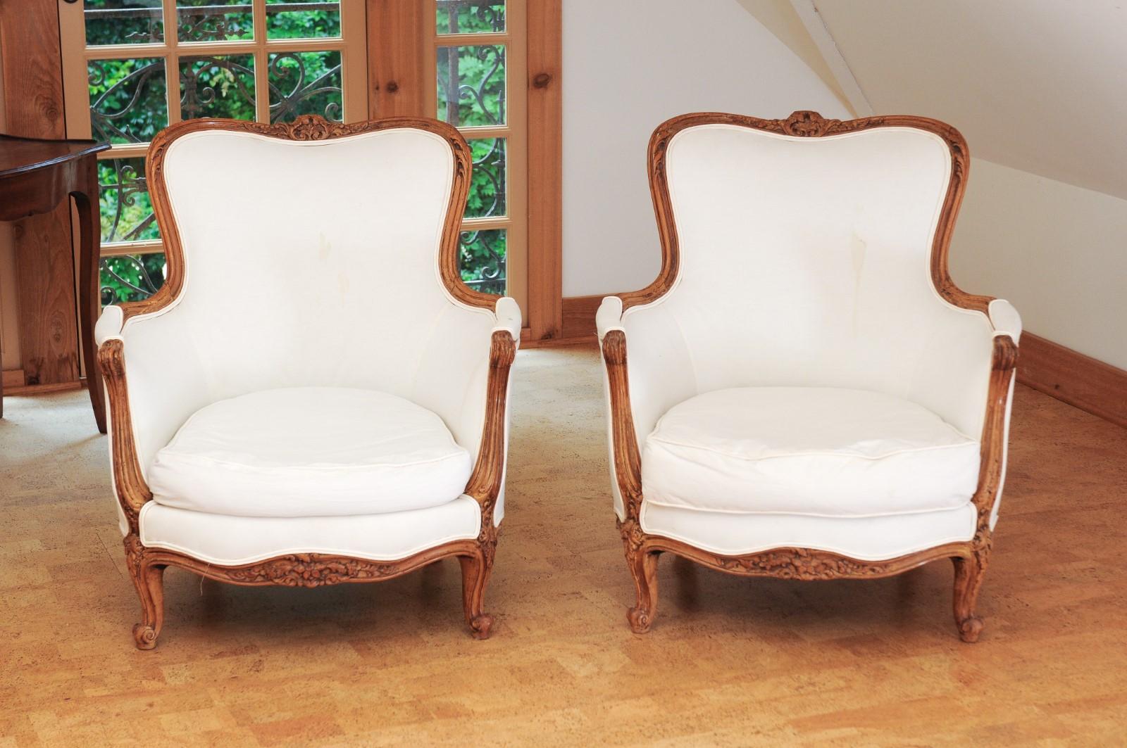 Small Pair of French 19th Century Louis XV Style Walnut Bergères with Upholstery In Good Condition In Atlanta, GA