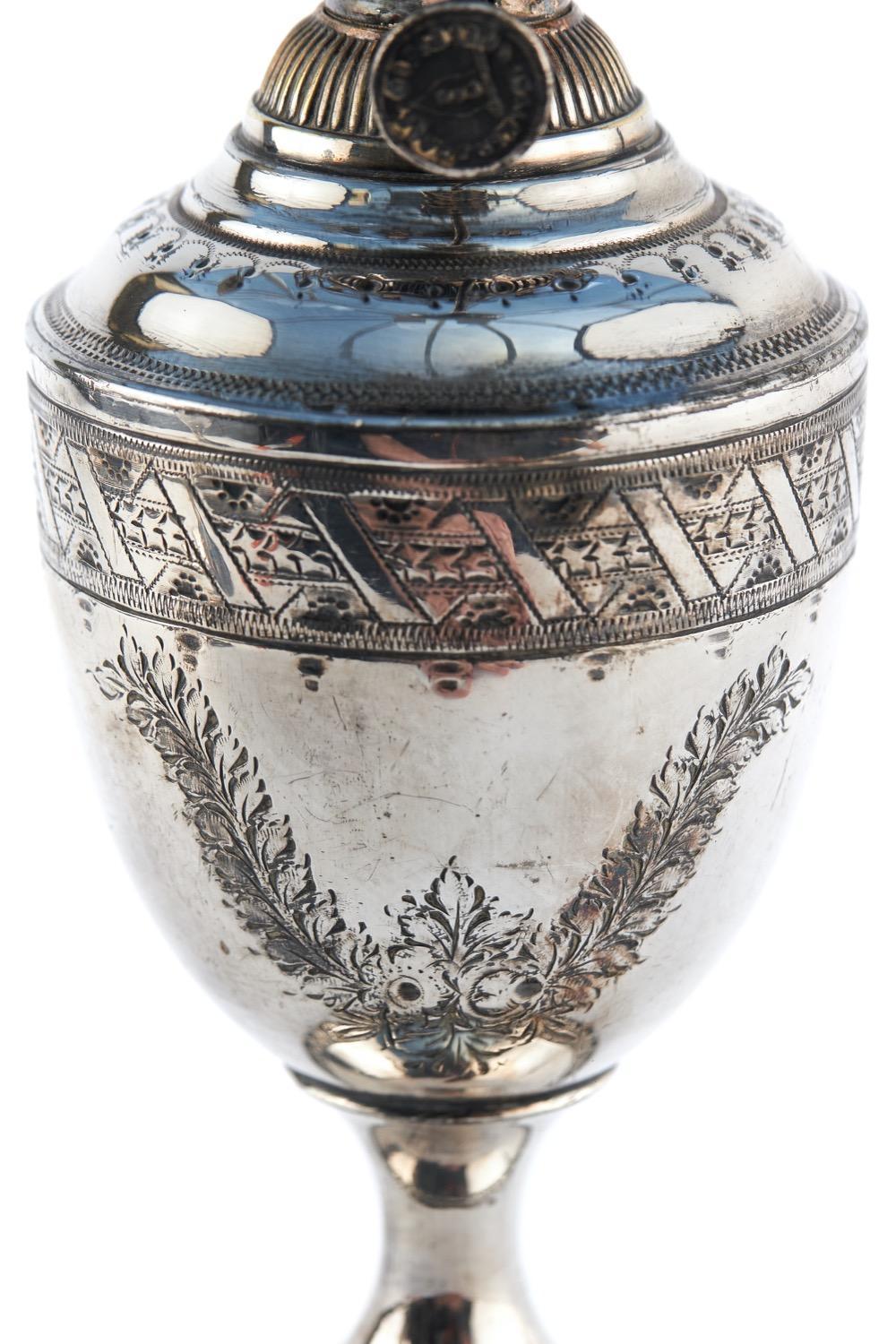Primo vittoriano Piccola coppia di lampade ad olio antiche placcate in argento di qualità in vendita