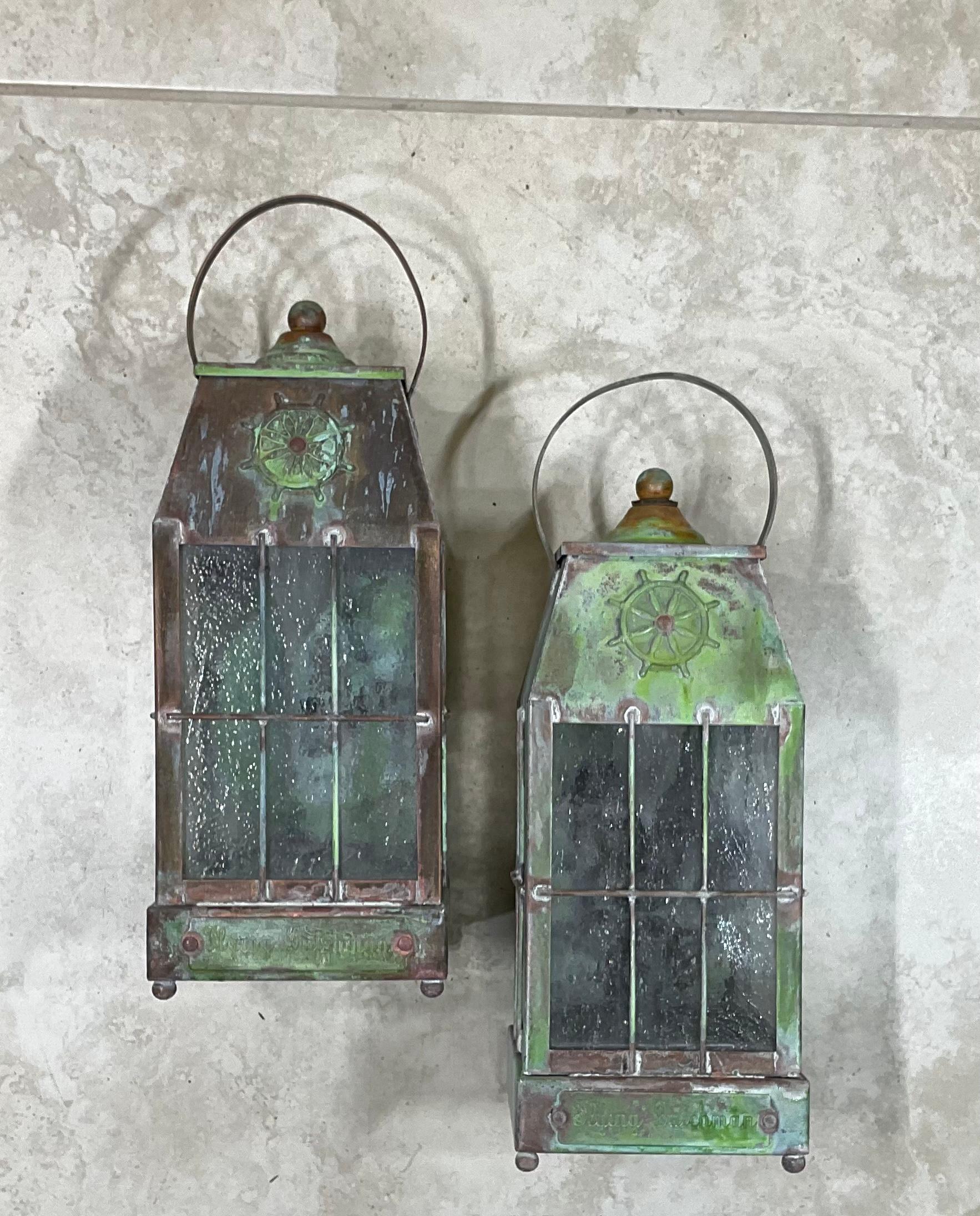 Small Pair of Vintage Handcrafted Wall-Mounted Brass Lantern 4