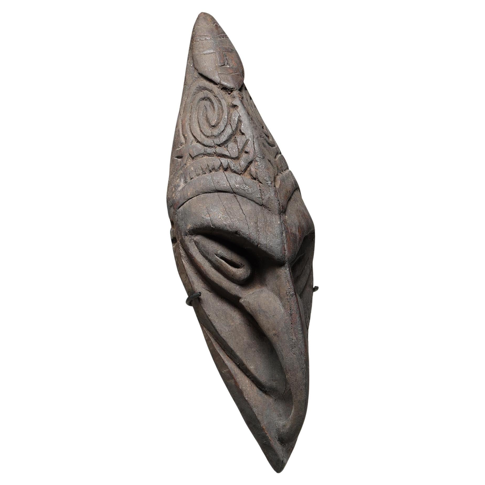 Pequeña Máscara de Pájaro del Río Sepik de Papúa Nueva Guinea Cara Fuerte
