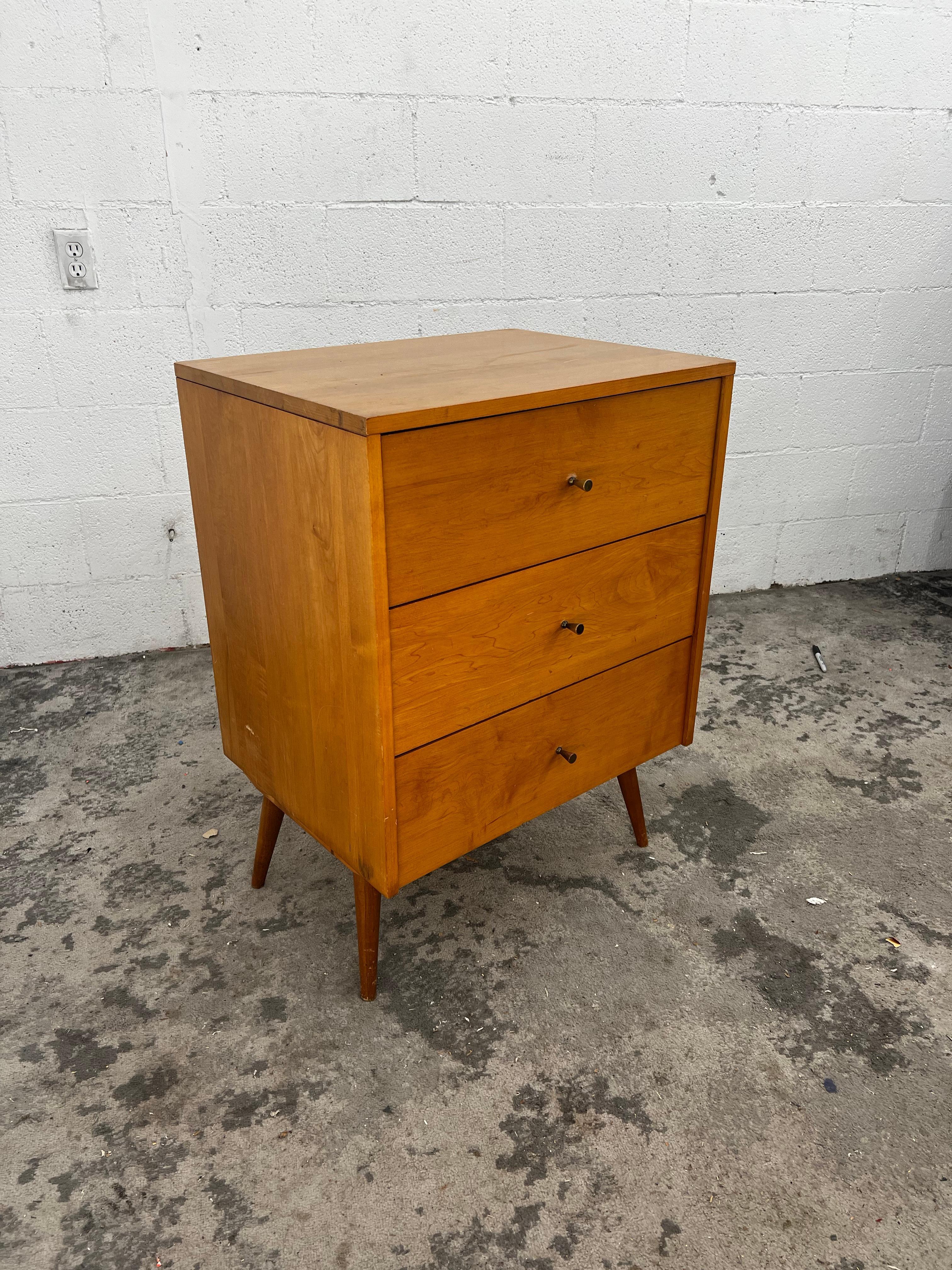 Mid-Century Modern Small Paul McCobb Planner Group Three Drawer Dresser in Tobacco Maple Finish For Sale