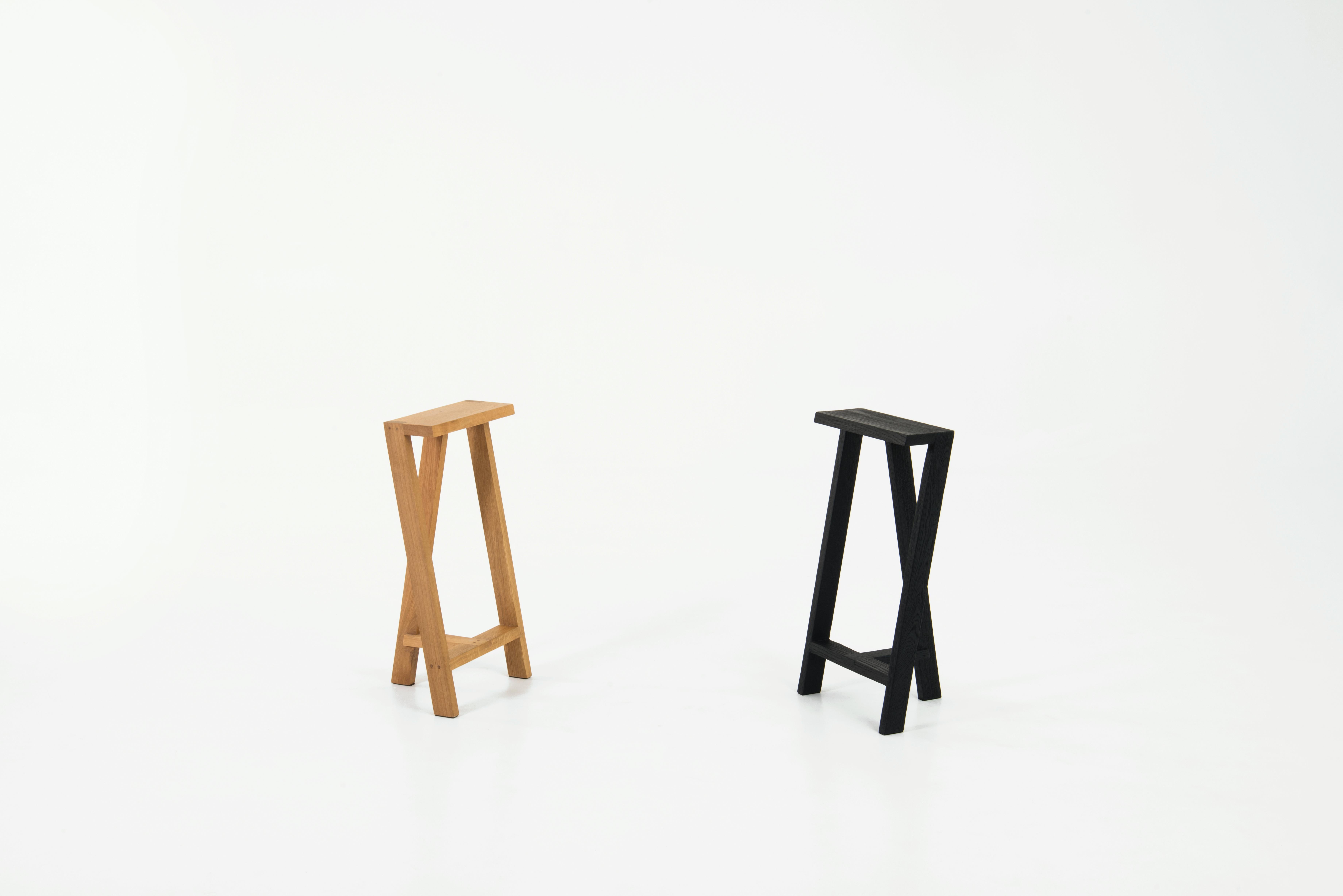 Small Pausa Oak Stool by Pierre-Emmanuel Vandeputte For Sale 9