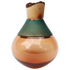 Petit vase indien en patine pêche et cuivre II, Pia Wüstenberg