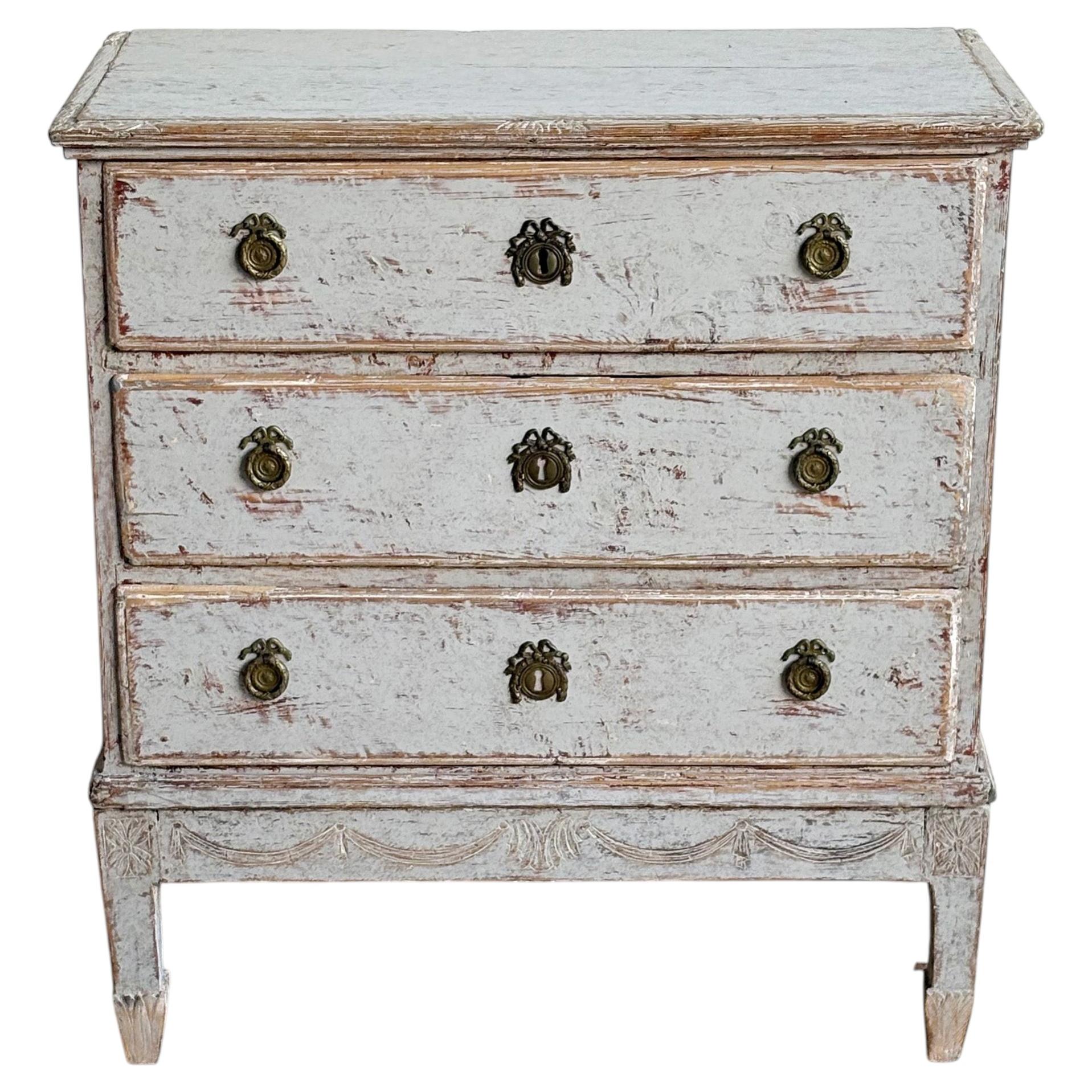 Small Period South Swedish Gustavian Commode For Sale