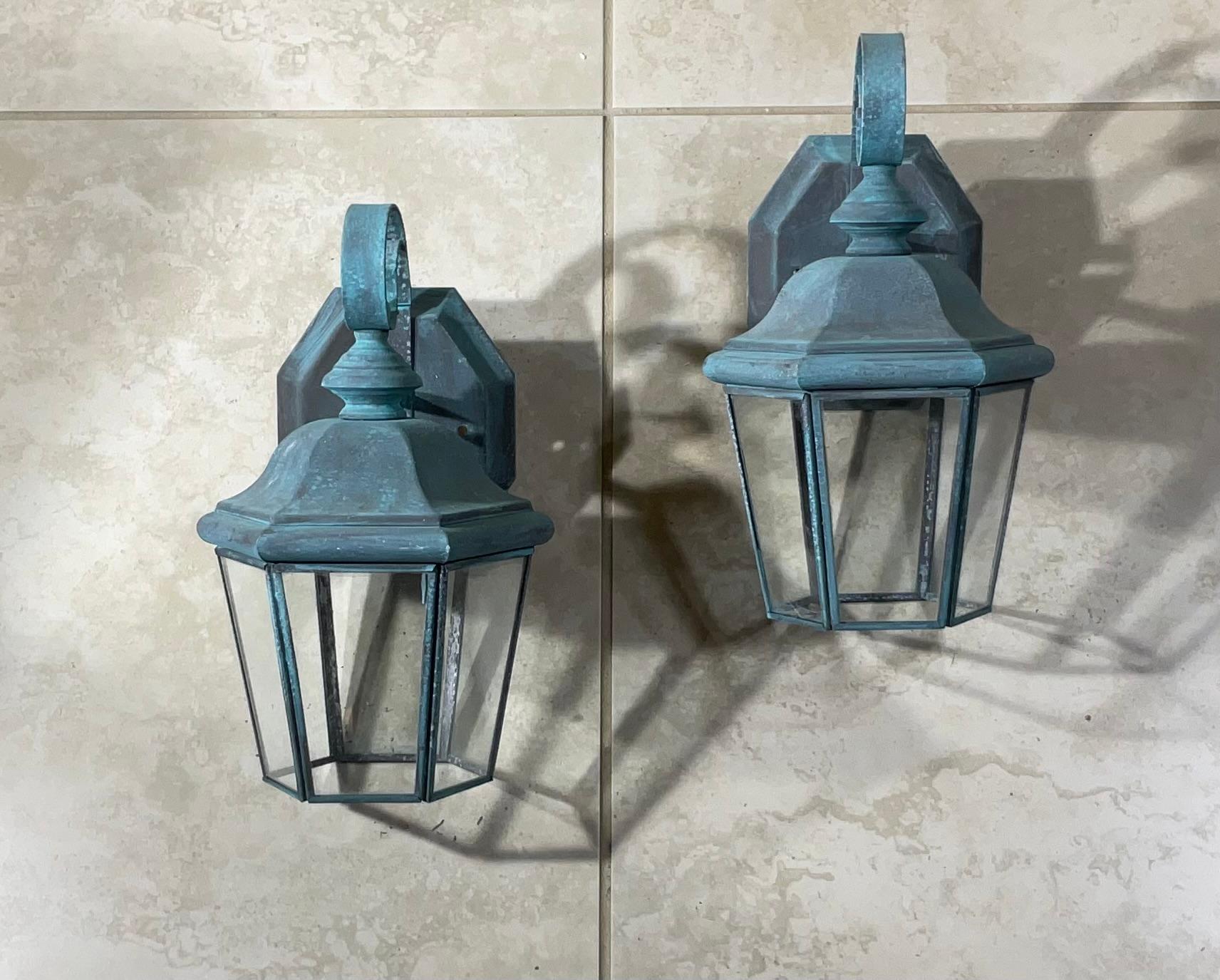 Small /Petit  Funky Pair of vintage Solid Brass Lanterns - 11” High x 6”W x 5”D For Sale 5