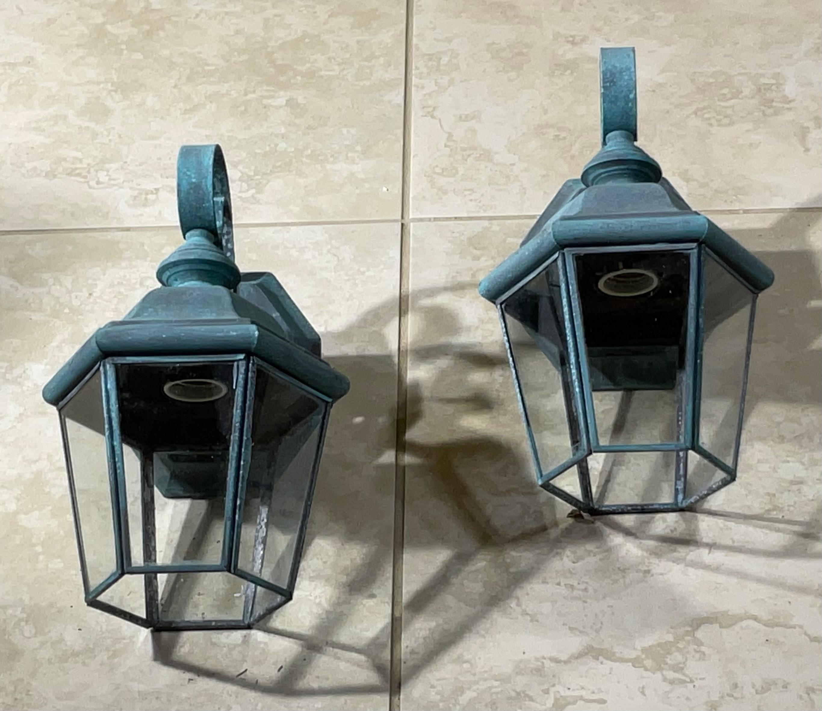 Small /Petit  Funky Pair of vintage Solid Brass Lanterns - 11” High x 6”W x 5”D For Sale 7