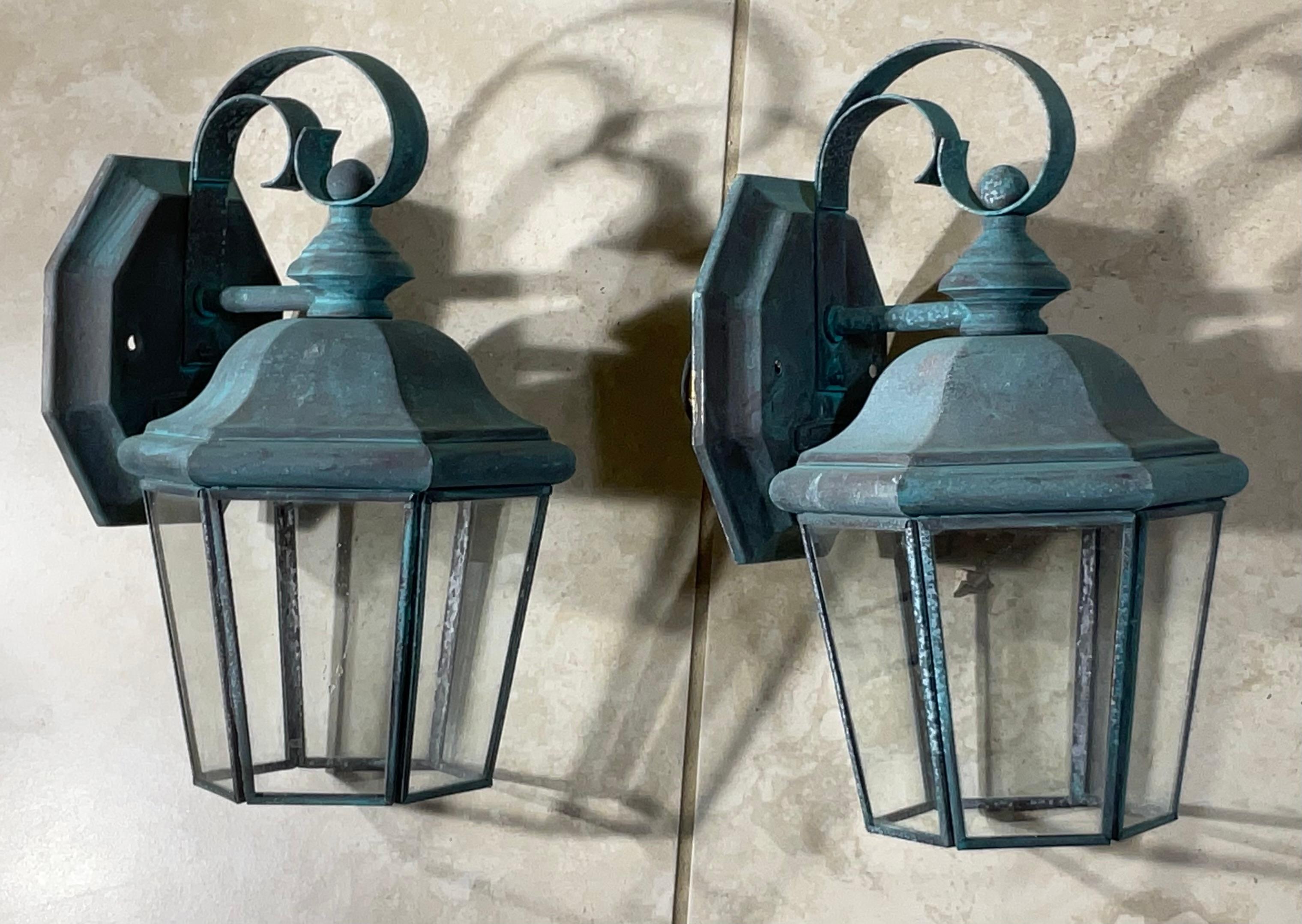 Small /Petit  Funky Pair of vintage Solid Brass Lanterns - 11” High x 6”W x 5”D For Sale 1