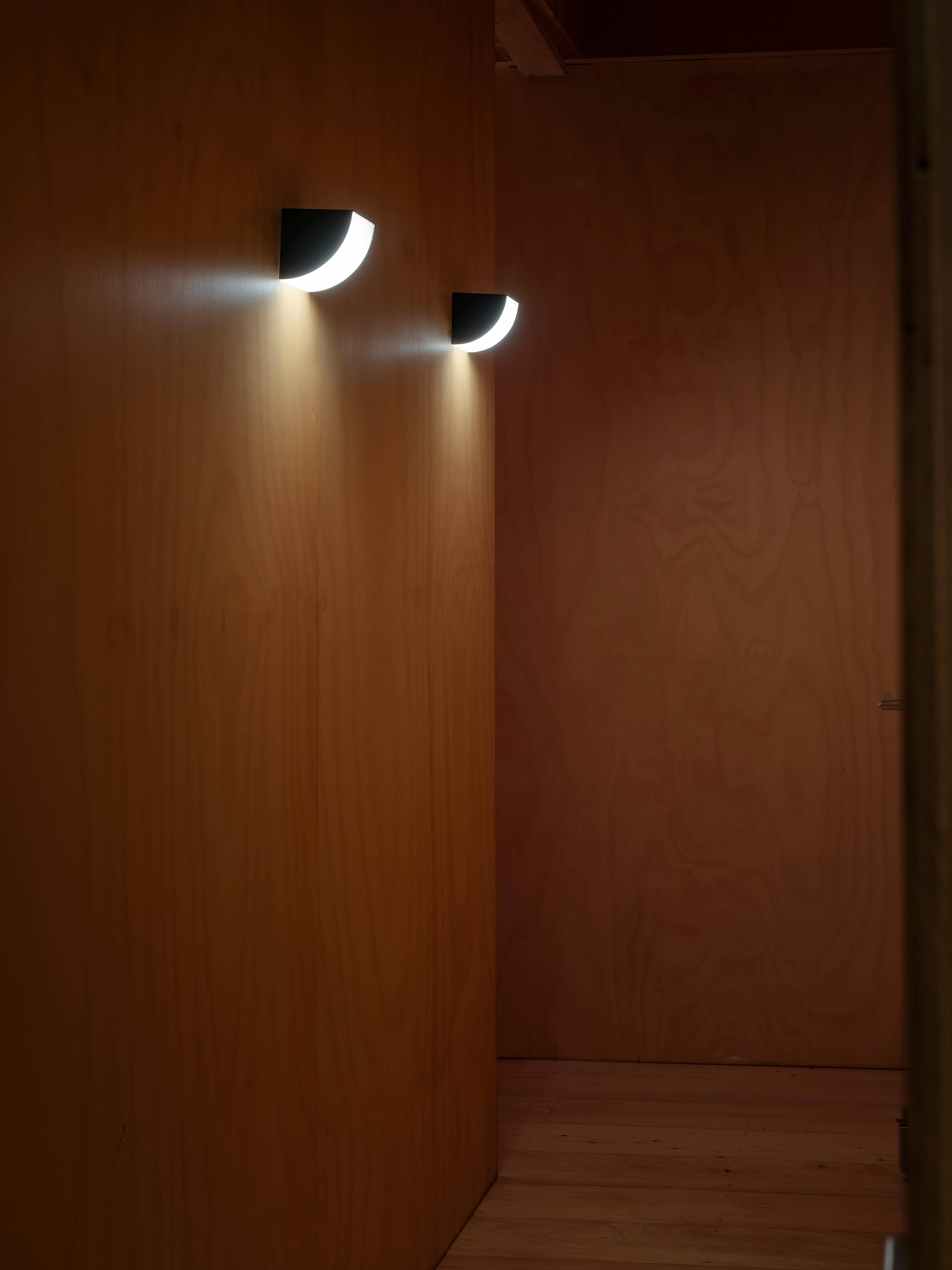 Postmoderno Lampada a sospensione Small Phase di Resident in vendita