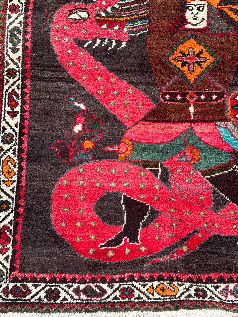 Pequeña alfombra kurda vintage pictórica en Bueno estado para la venta en Saint Ouen, FR