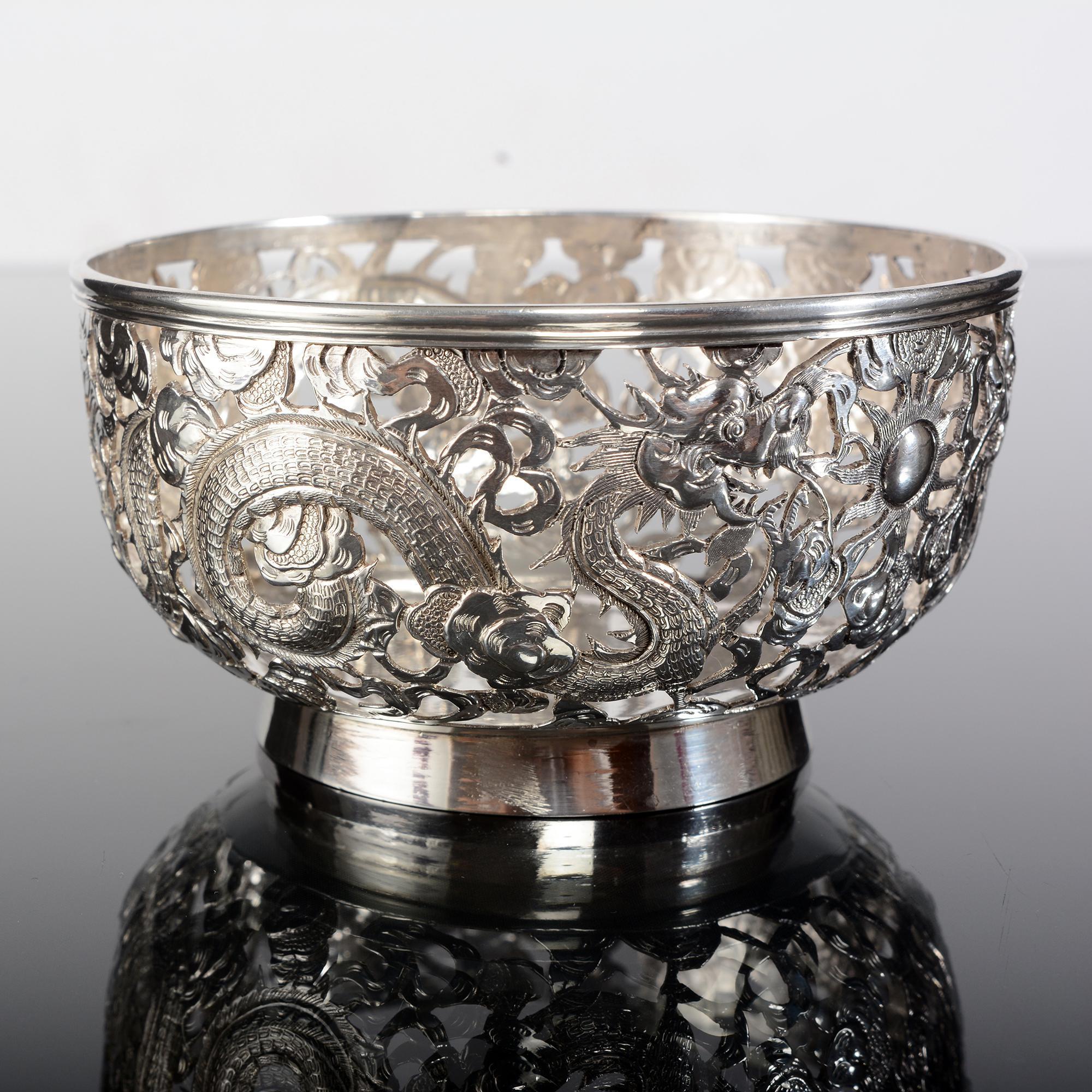 19th Century Small pierced antique Chinese silver bowl For Sale